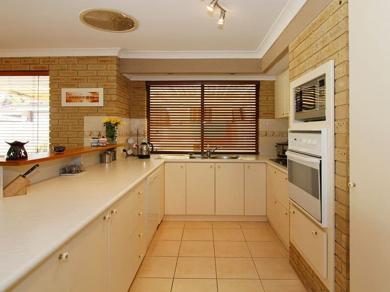 26 Illawarra Crescent, BALLAJURA WA 6066, Ballajura - Thumbnail 8