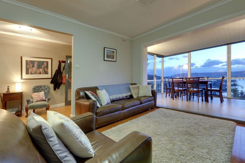 76 Karoola Road, LINDISFARNE TAS 7015, Lindisfarne - Thumbnail 8