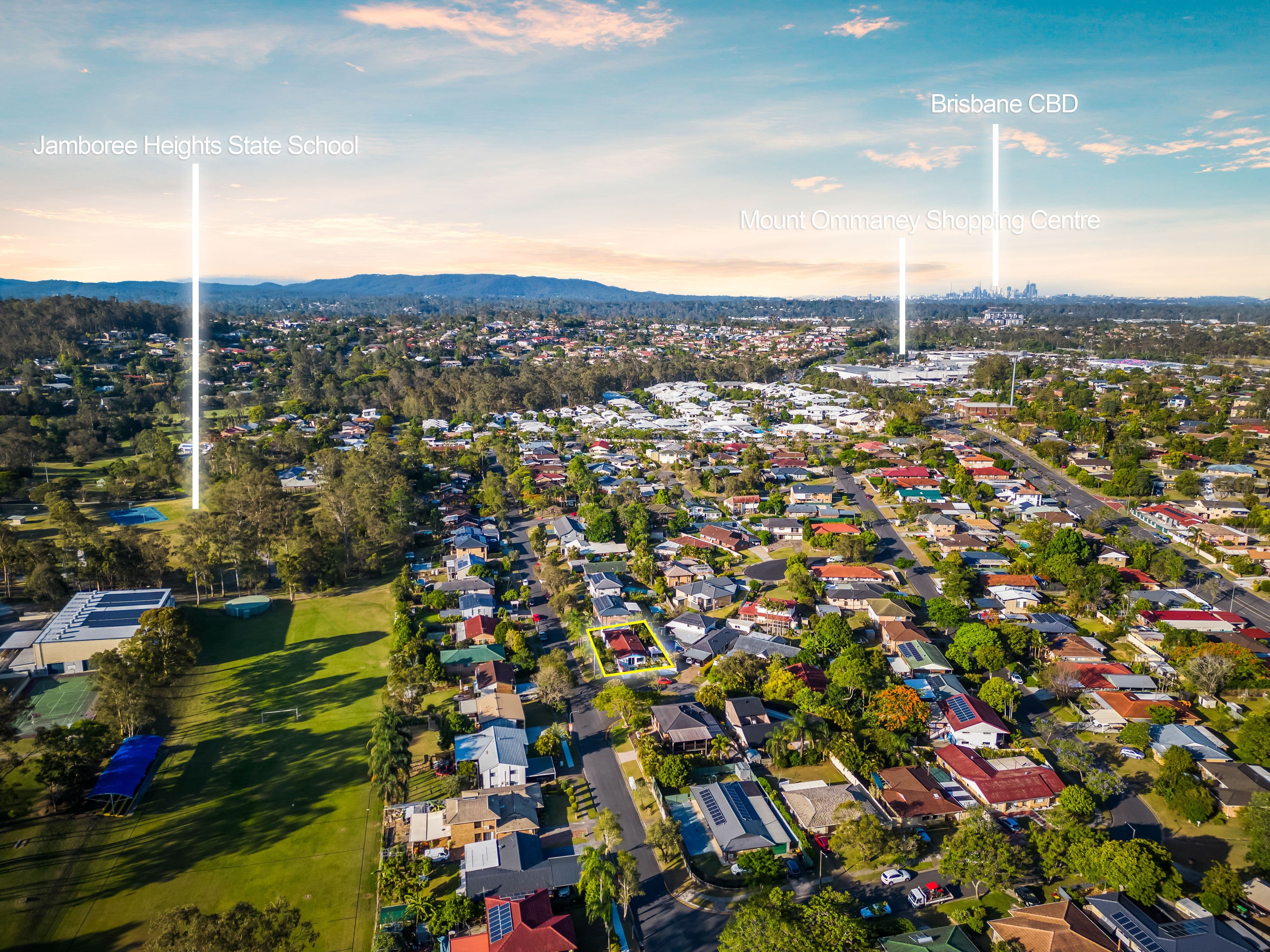 2 Compass Close, Jamboree Heights QLD 4074, Jamboree Heights - Thumbnail 2
