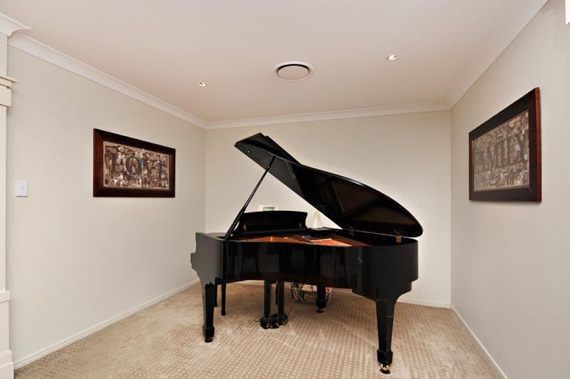 11 Lawson Close, PETRIE QLD 4502, Petrie - Thumbnail 6