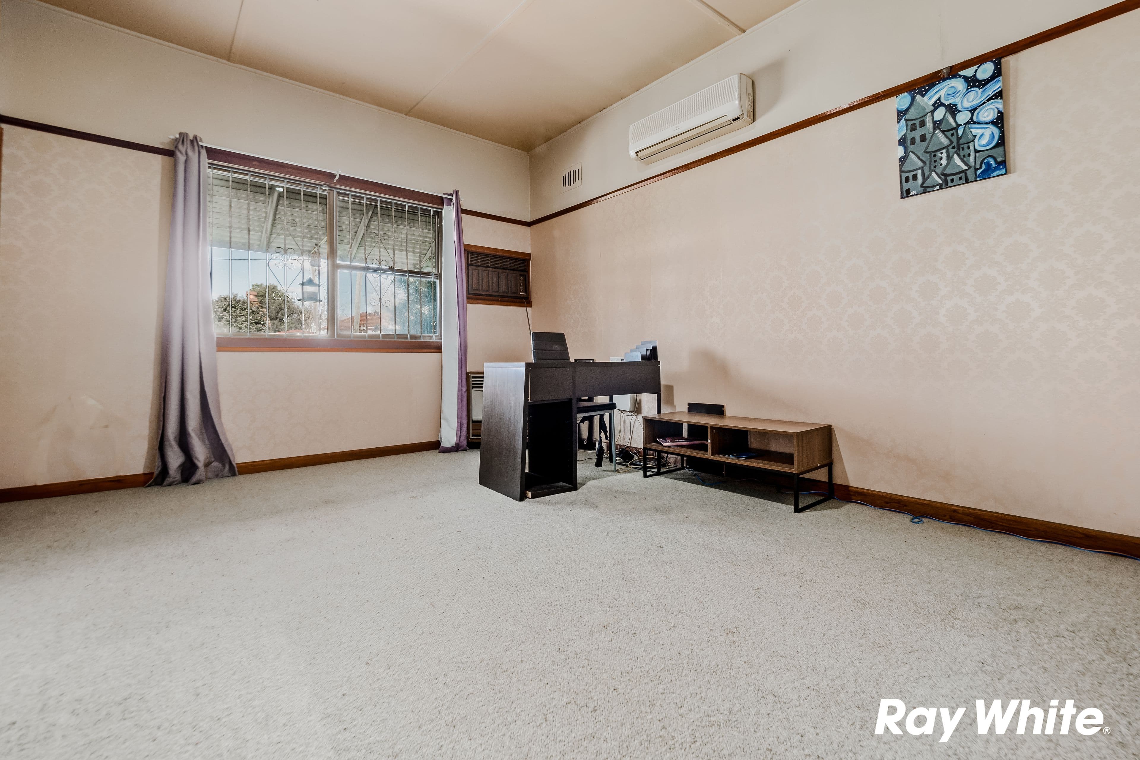 323 Macquarie Street, South Windsor NSW 2756, South Windsor - Thumbnail 2