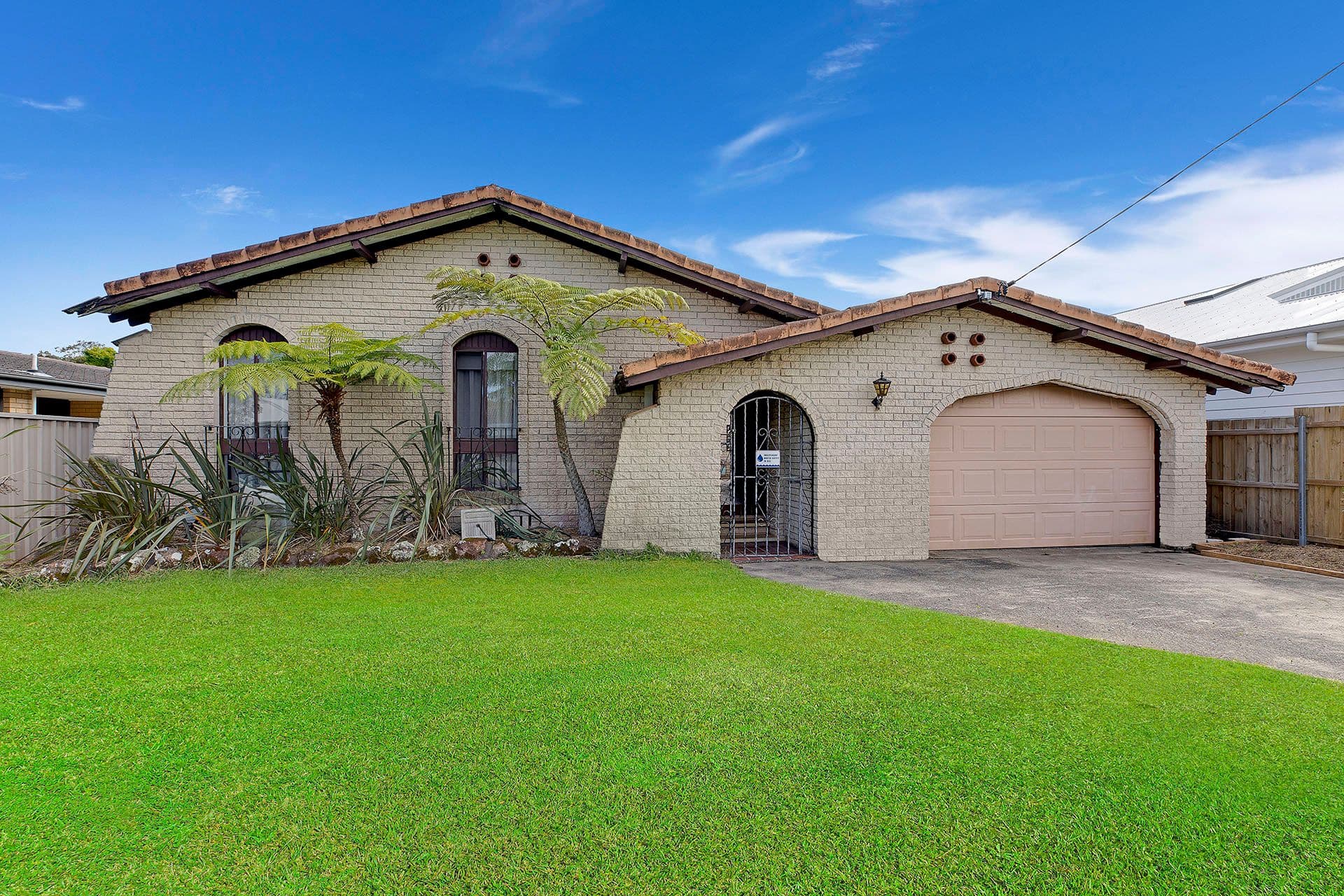 8 Captain Cook Crescent, Long Jetty NSW 2261, Long Jetty - Image 1