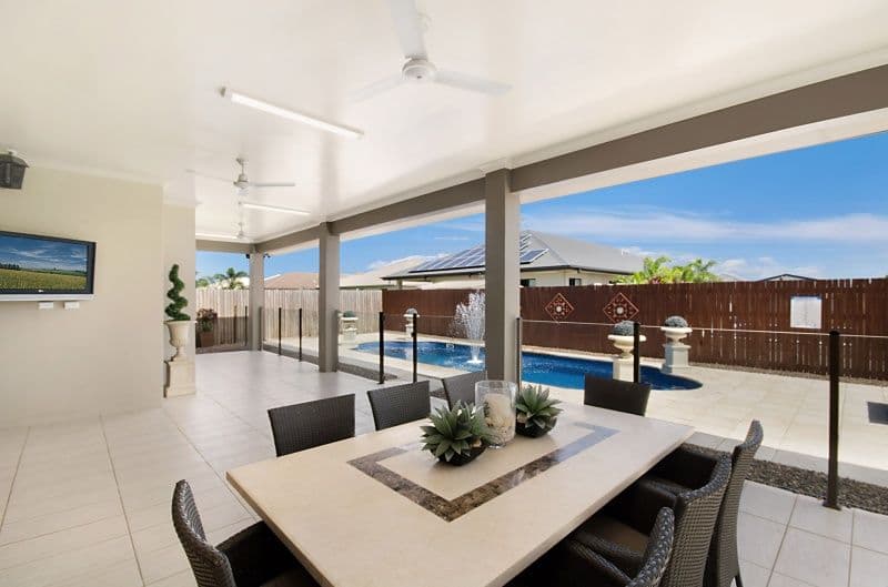 17 Dampier Crescent, BURDELL QLD 4818, Burdell - Image 1