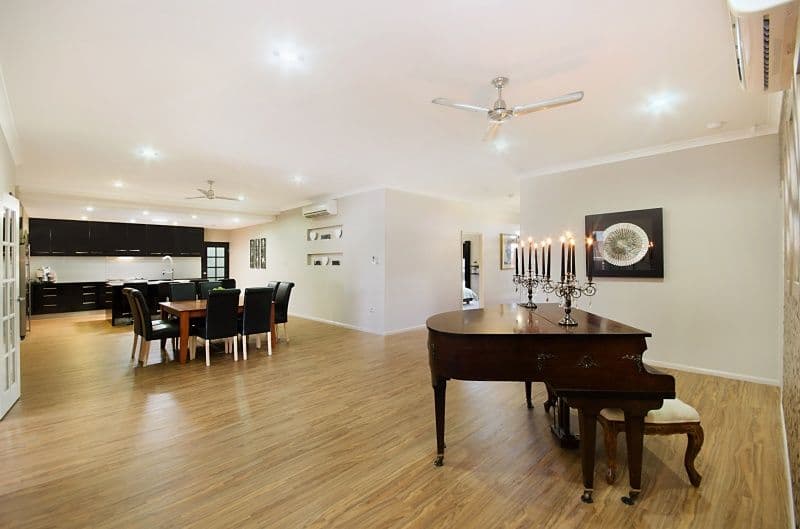 17 Dampier Crescent, BURDELL QLD 4818, Burdell - Thumbnail 3