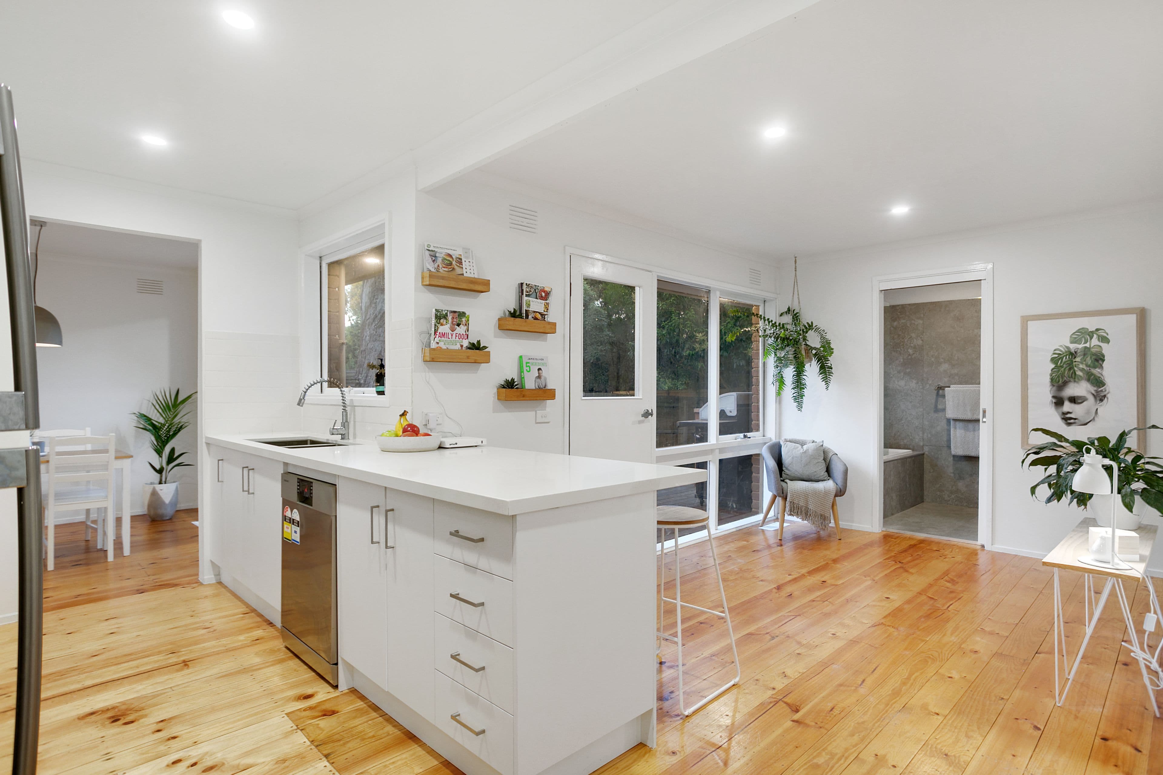 2 Melaleuca Court, Frankston VIC 3199, Frankston - Thumbnail 3