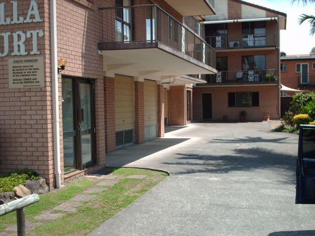 13 Clark Street, BIGGERA WATERS QLD 4216, Biggera Waters - Thumbnail 2