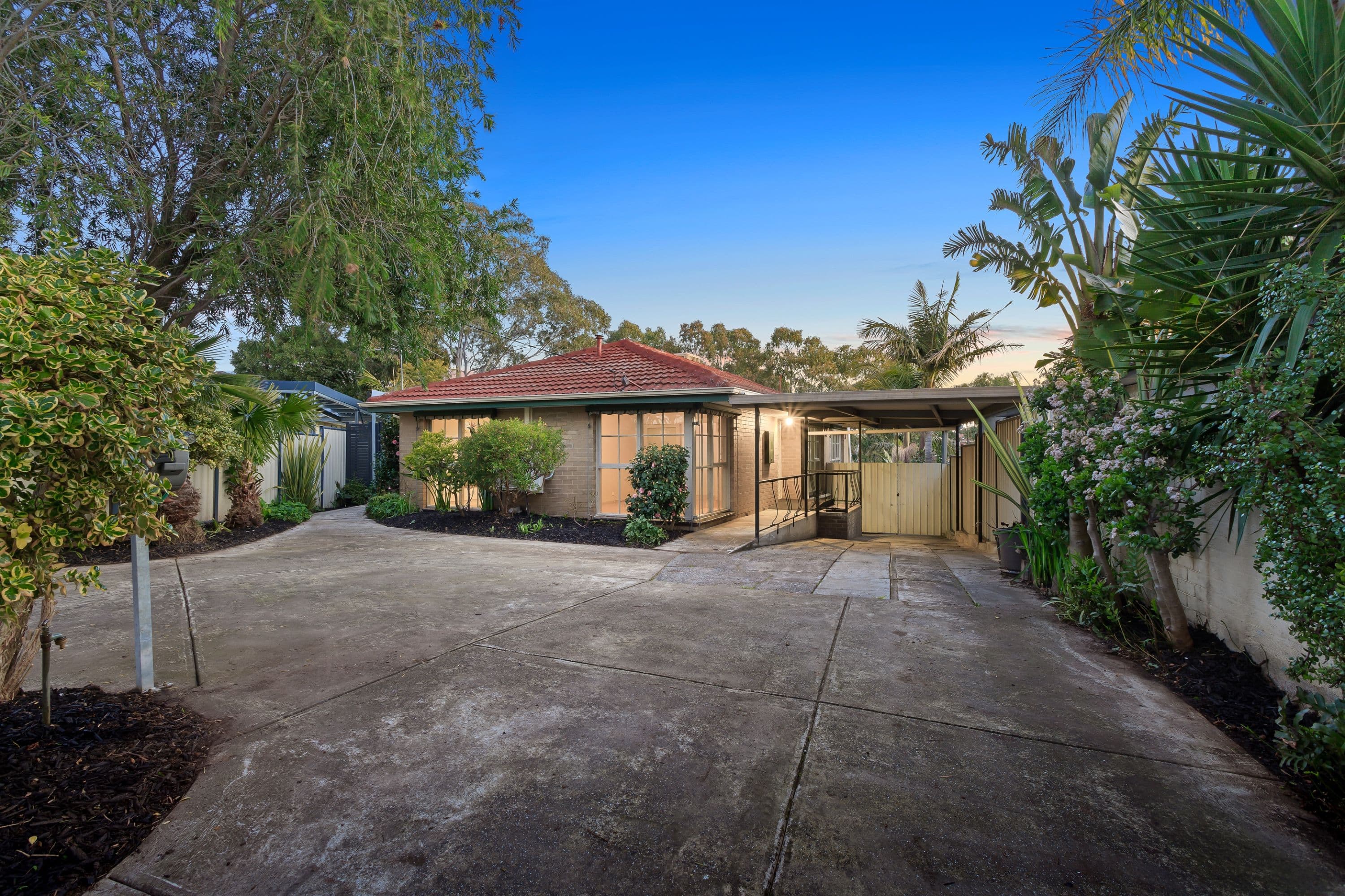 9 Winterton Close, Epping VIC 3076, Epping - Image 1