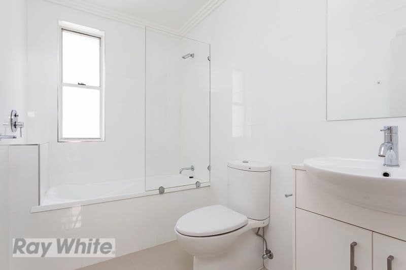 15 Halstead Street, COORPAROO QLD 4151, Coorparoo - Thumbnail 4