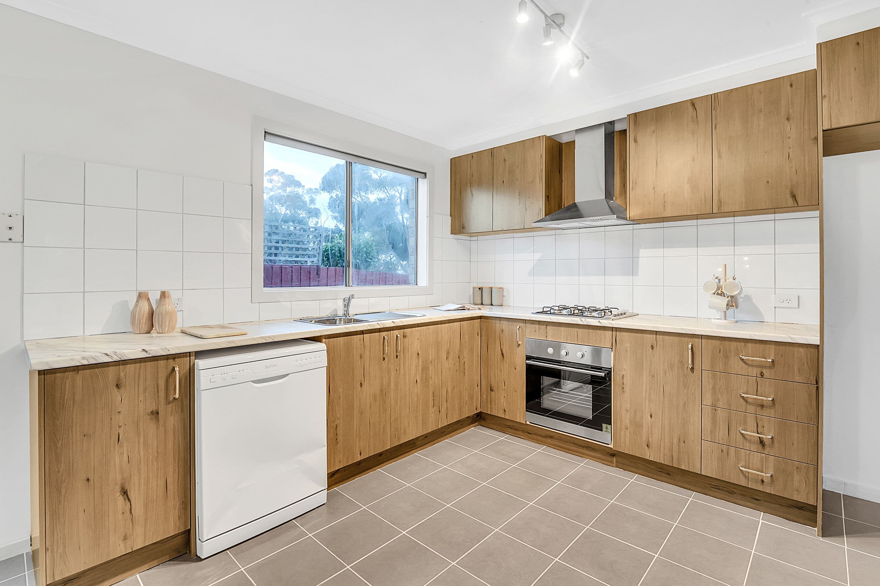 5 McKenzie Crescent, Roxburgh Park VIC 3064, Roxburgh Park - Thumbnail 7