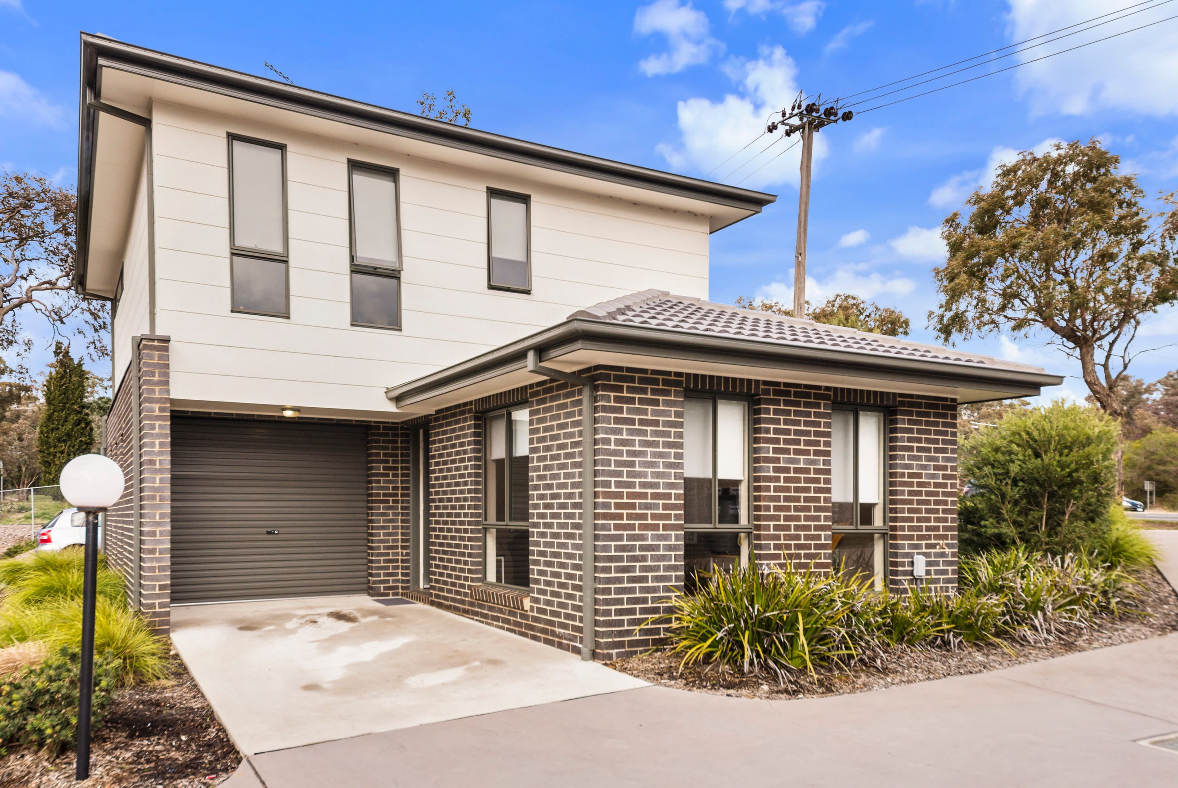 2 Belconnen Way, Page ACT 2614, Page - Image 1