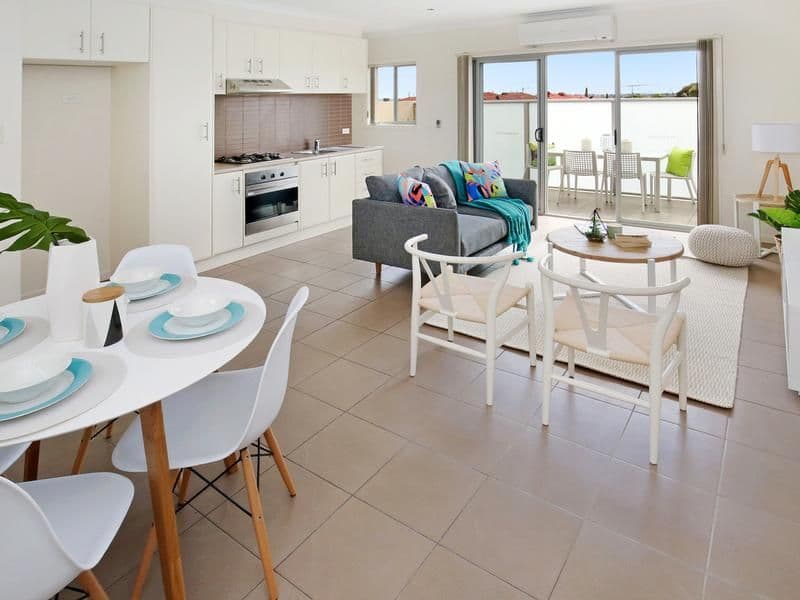 33 Ashley Street, Reservoir VIC 3073, Reservoir - Thumbnail 2