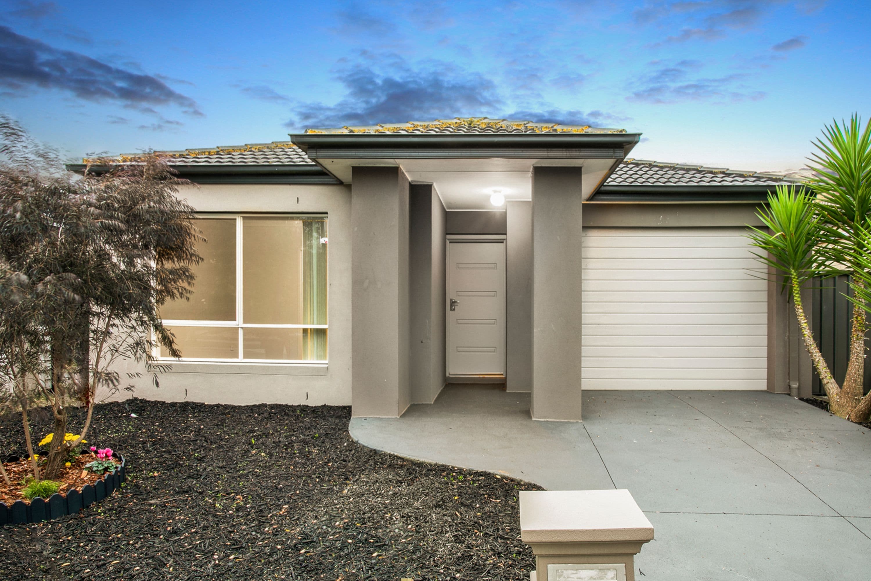 19 Tawleed Grove, Clyde North VIC 3978, Clyde North - Image 1