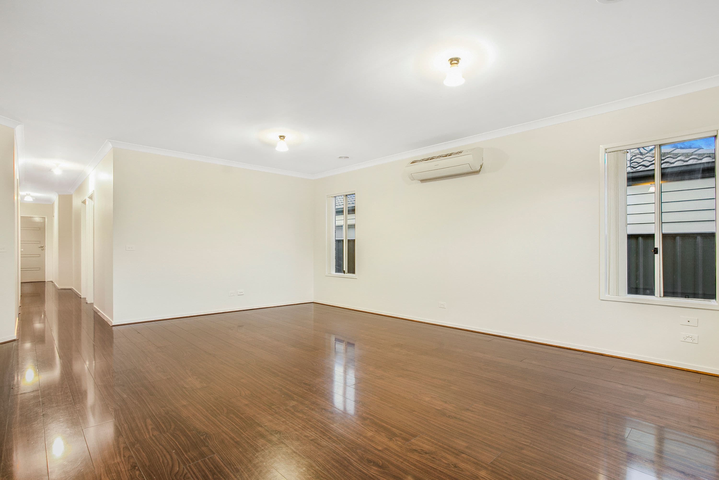 19 Tawleed Grove, Clyde North VIC 3978, Clyde North - Thumbnail 6