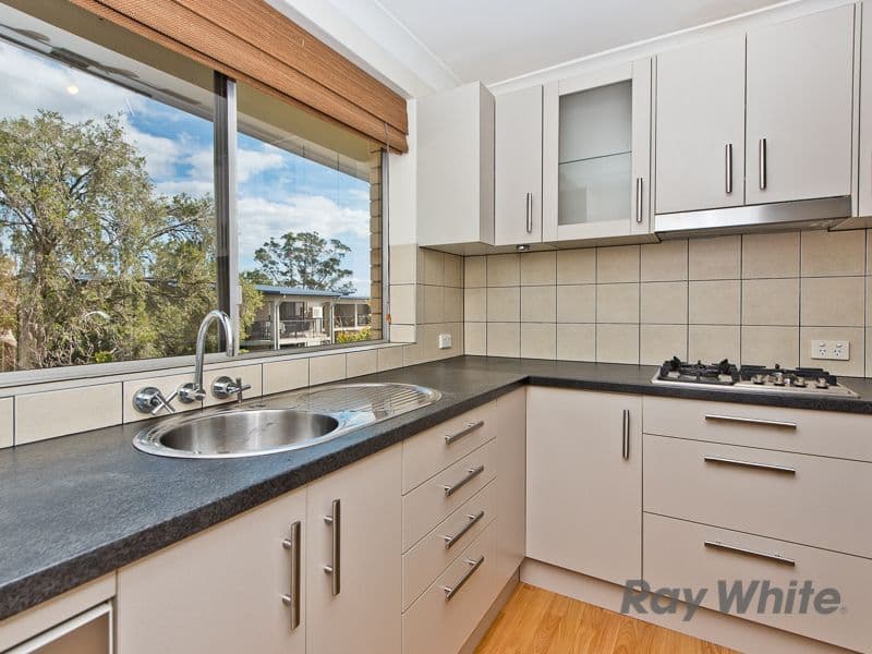 8 Zenith Avenue, Chermside QLD 4032, Chermside - Thumbnail 3