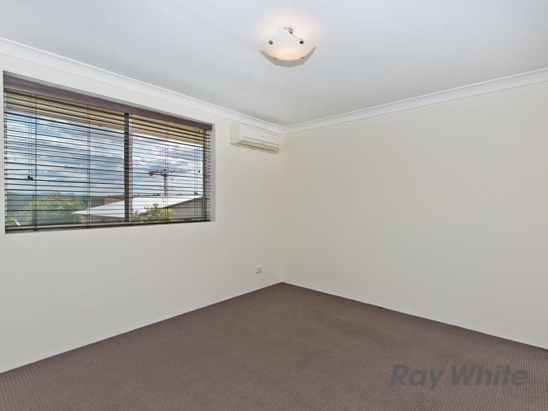 8 Zenith Avenue, Chermside QLD 4032, Chermside - Thumbnail 7