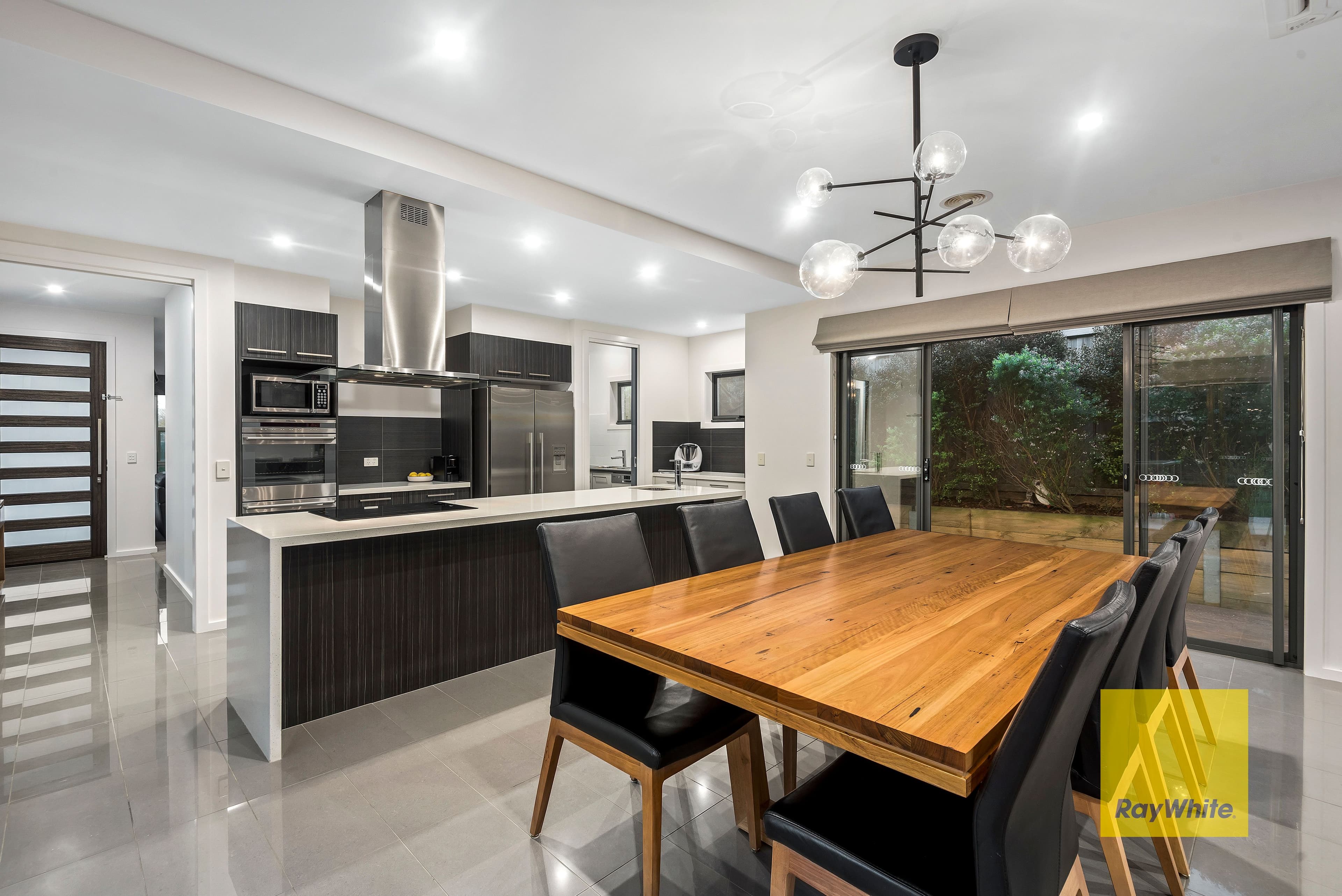 21 Grantham Drive, Highton VIC 3216, Highton - Thumbnail 2