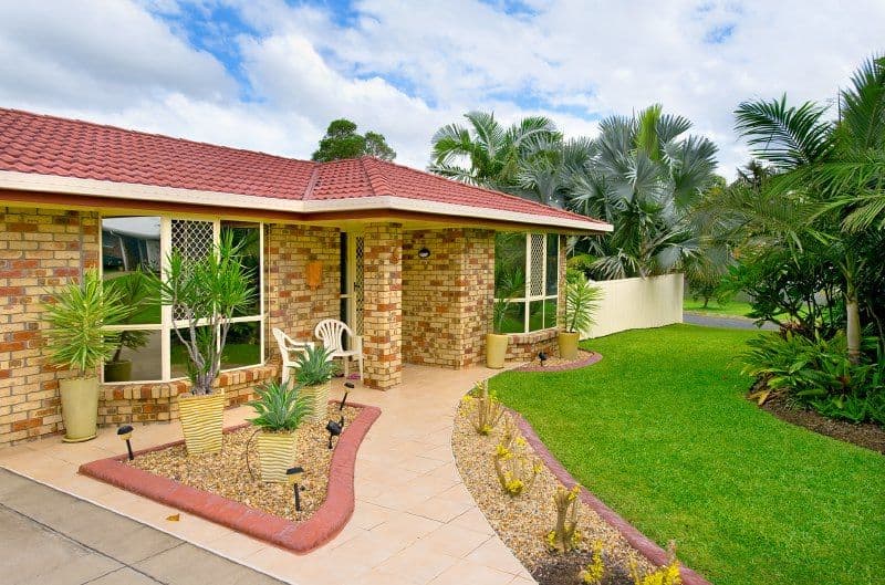 10 Cassia Street, NORMAN GARDENS QLD 4701, Norman Gardens - Image 1
