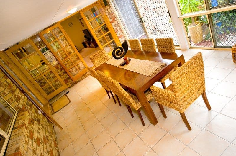 10 Cassia Street, NORMAN GARDENS QLD 4701, Norman Gardens - Thumbnail 2