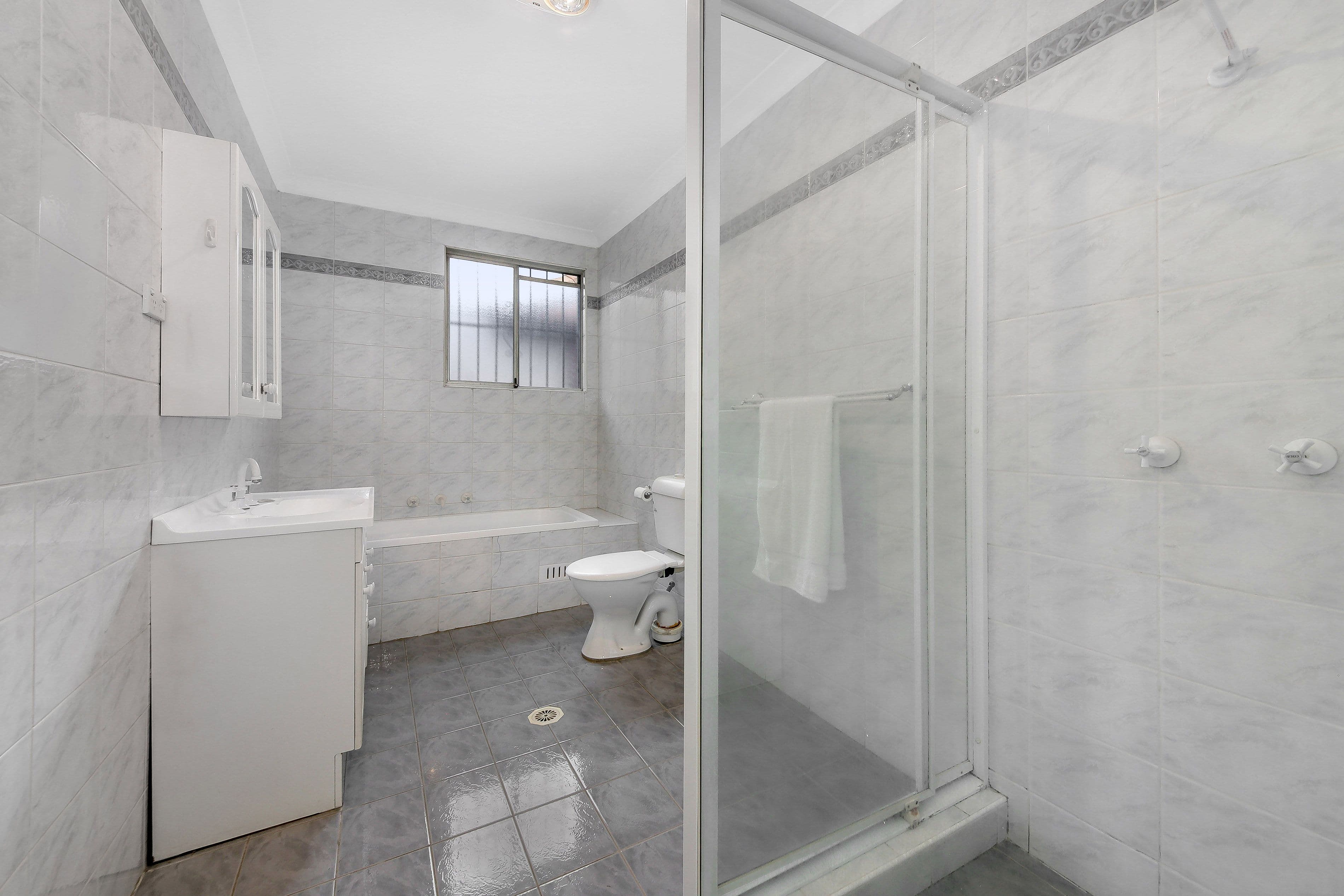 33 Napoleon Road, Greenacre NSW 2190, Greenacre - Thumbnail 7
