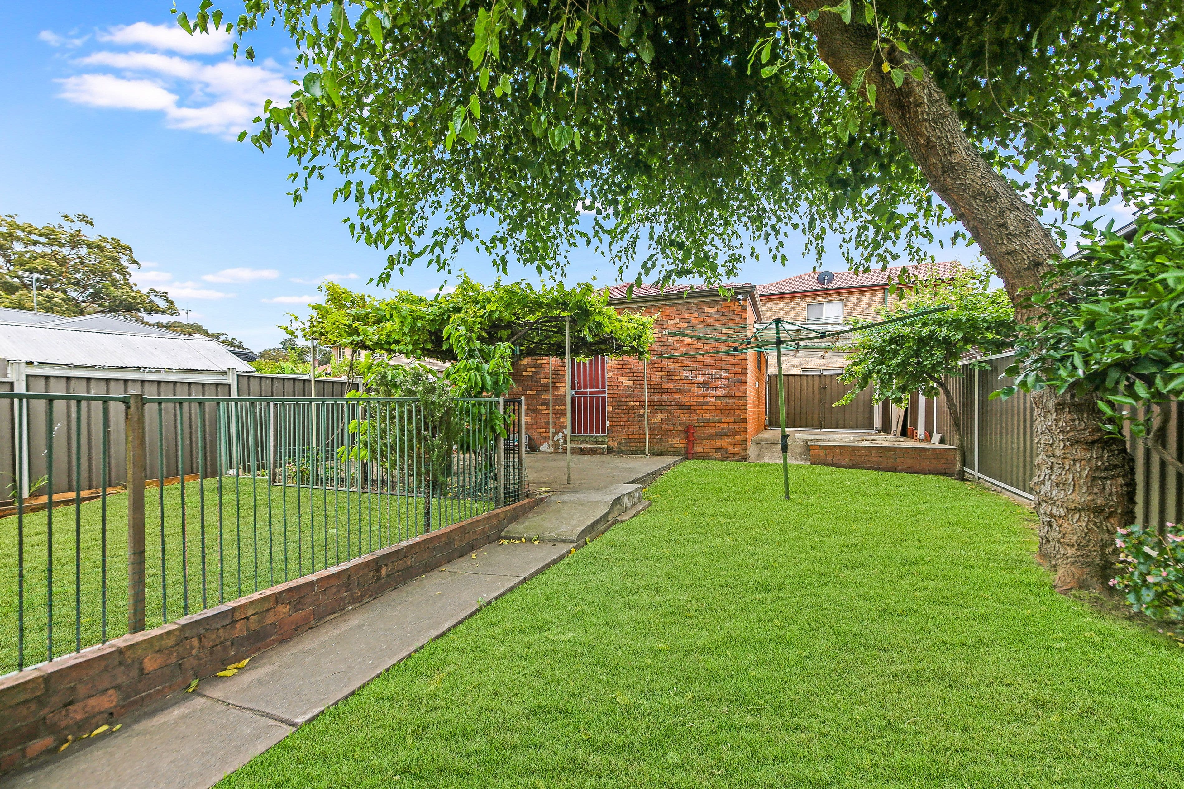 33 Napoleon Road, Greenacre NSW 2190, Greenacre - Thumbnail 8