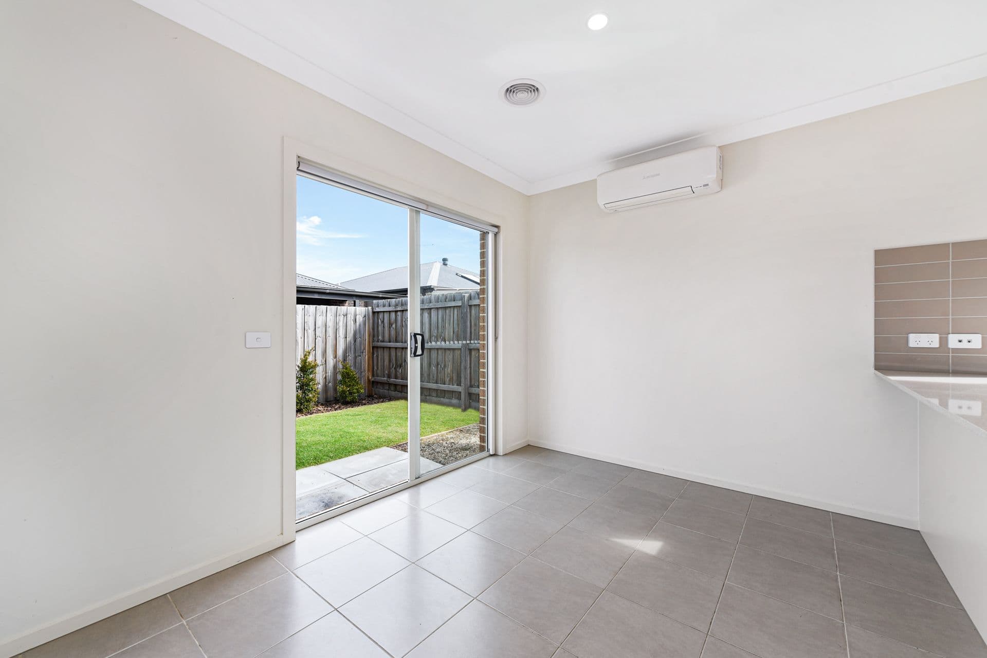7 Ezra Crescent, Officer VIC 3809, Officer - Thumbnail 7