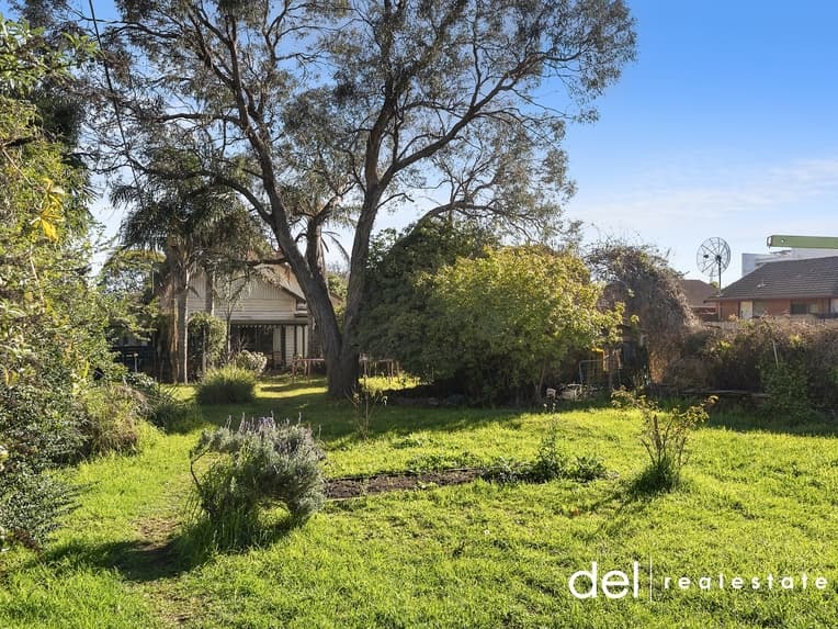 6 Bamfield Road, Heidelberg Heights, Heidelberg Heights - Thumbnail 8