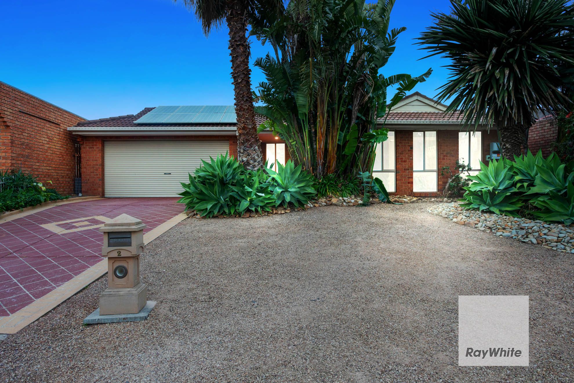 2 Alawa Court, Keilor Downs VIC 3038, Keilor Downs - Thumbnail 3