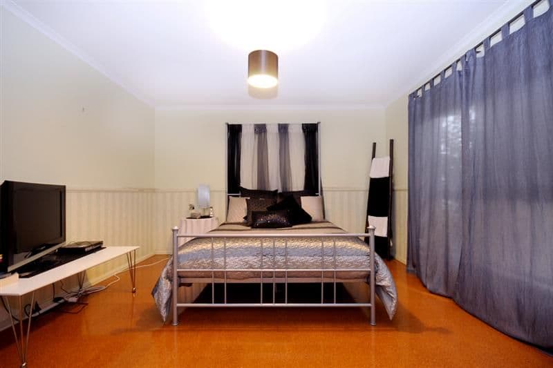 6 Truscott Street, WILSONTON QLD 4350, Wilsonton - Thumbnail 3