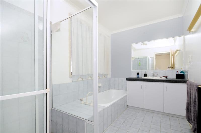 6 Truscott Street, WILSONTON QLD 4350, Wilsonton - Thumbnail 7