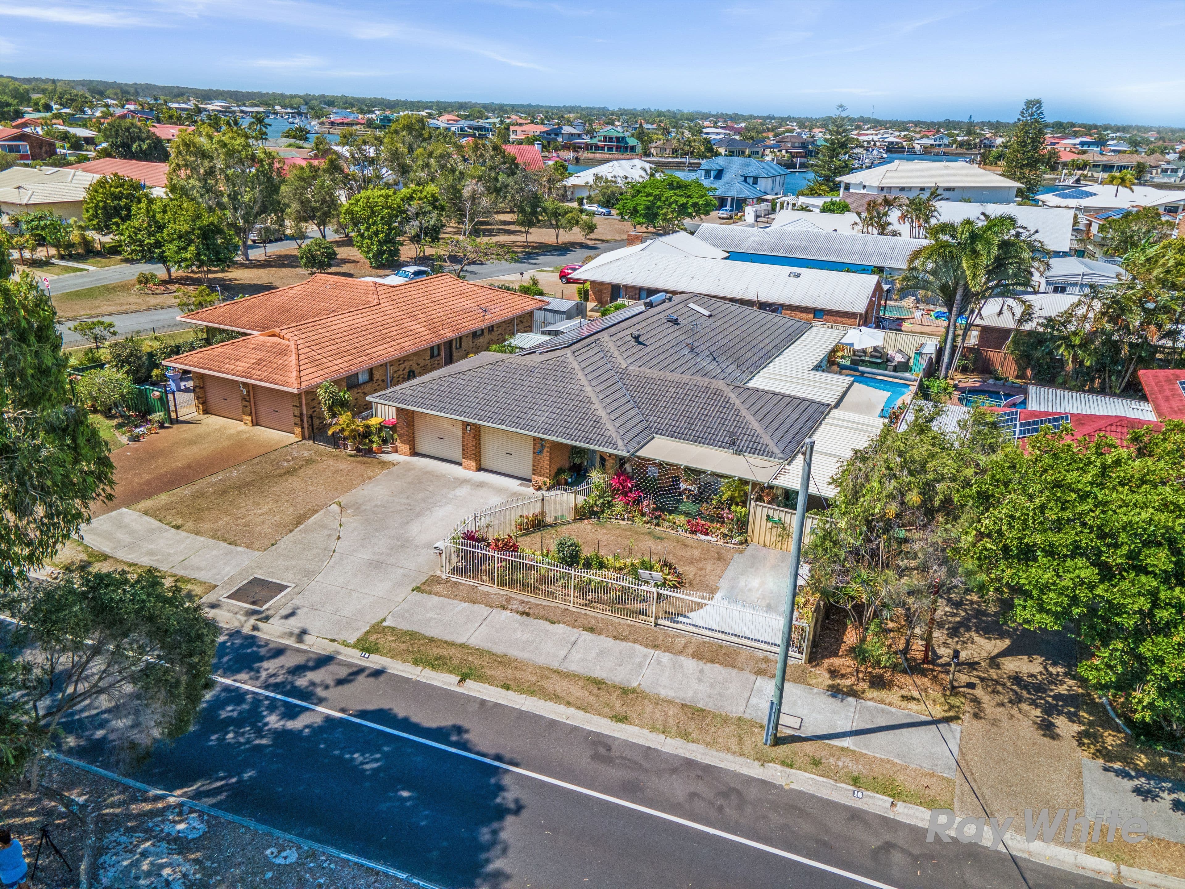 18 Endeavour Drive, Banksia Beach QLD 4507, Banksia Beach - Thumbnail 4
