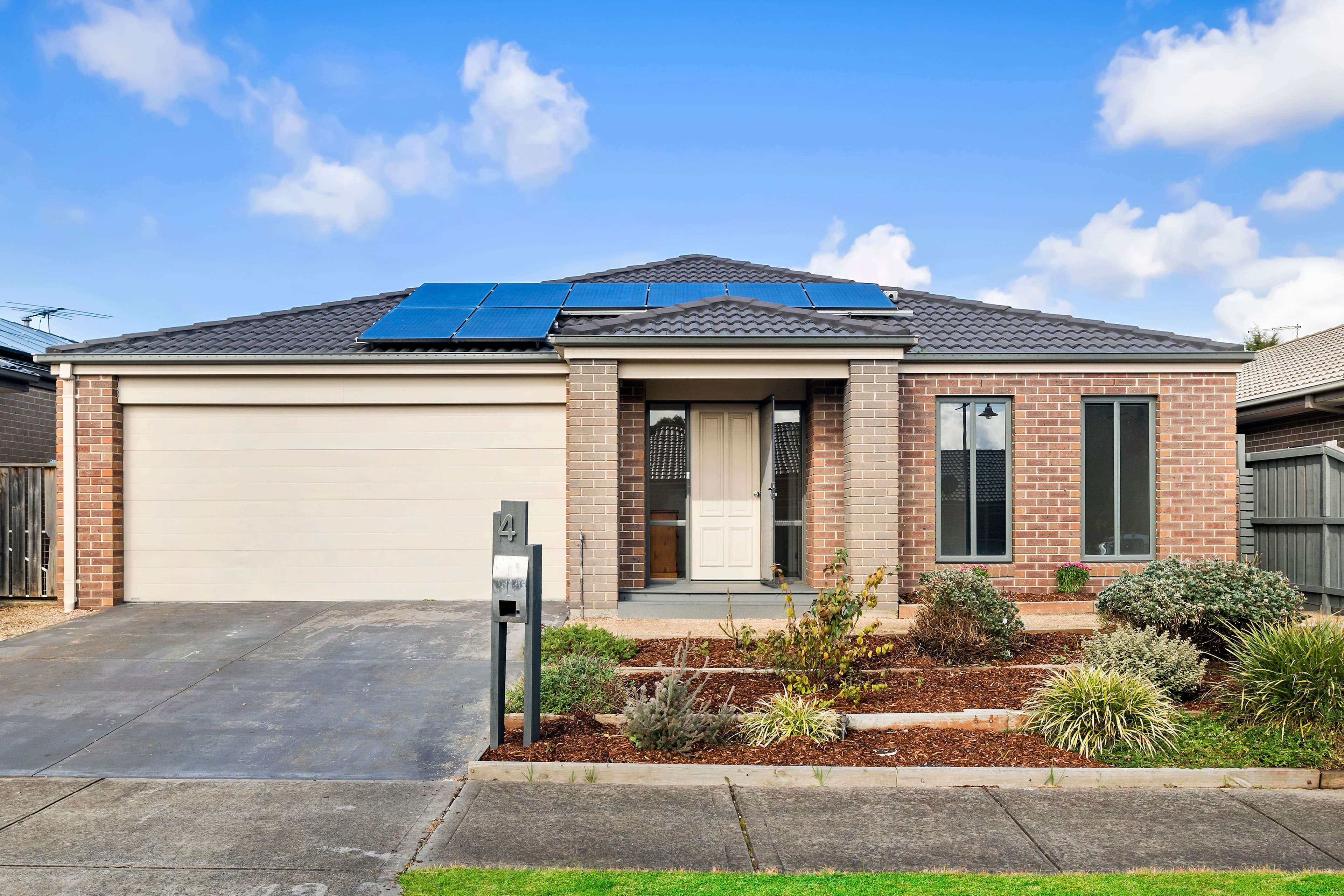 4 Morton Close, Doreen VIC 3754, Doreen - Image 1
