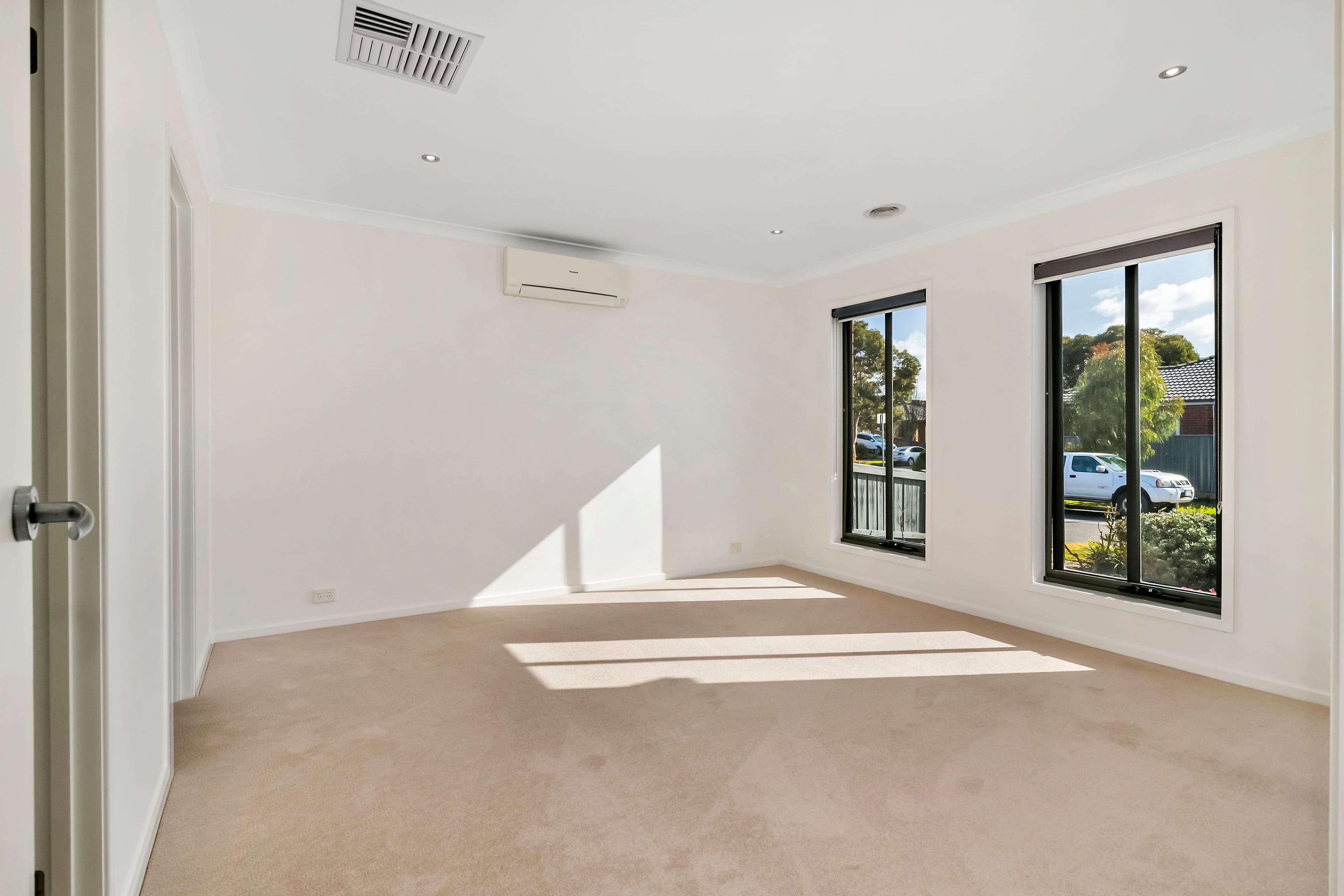 4 Morton Close, Doreen VIC 3754, Doreen - Thumbnail 5