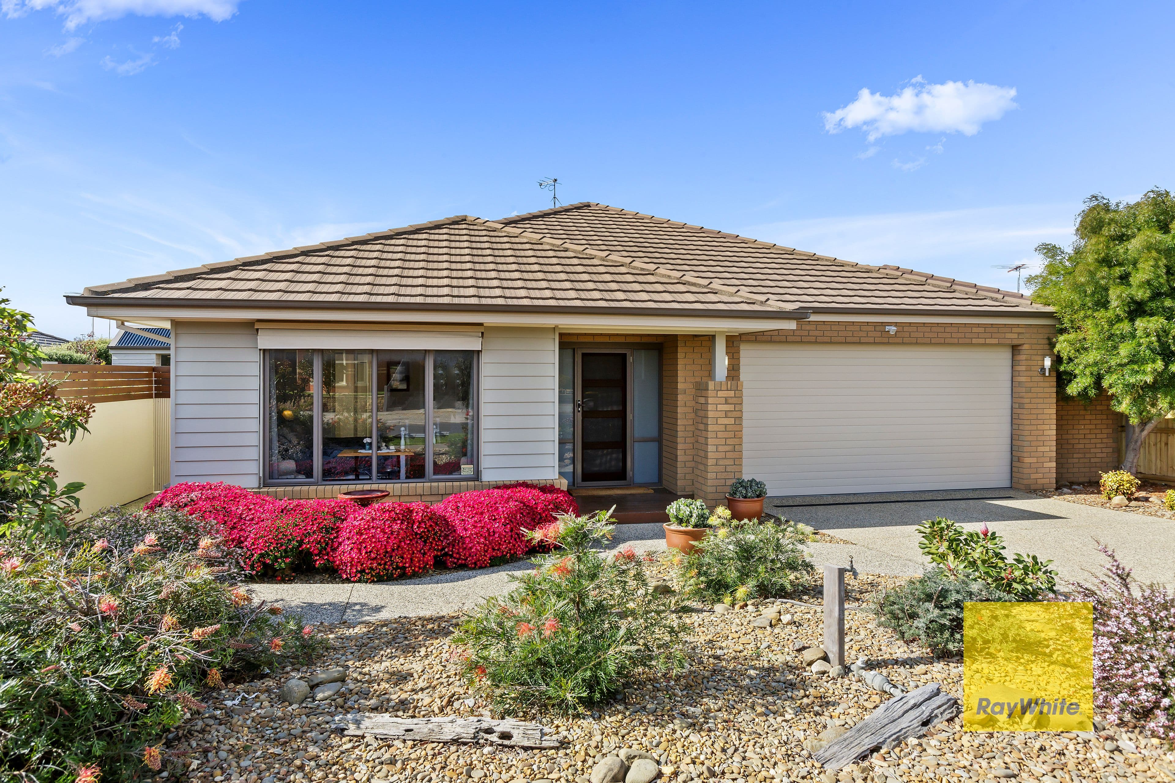 5 Cottonwood Way, Waurn Ponds VIC 3216, Waurn Ponds - Thumbnail 2