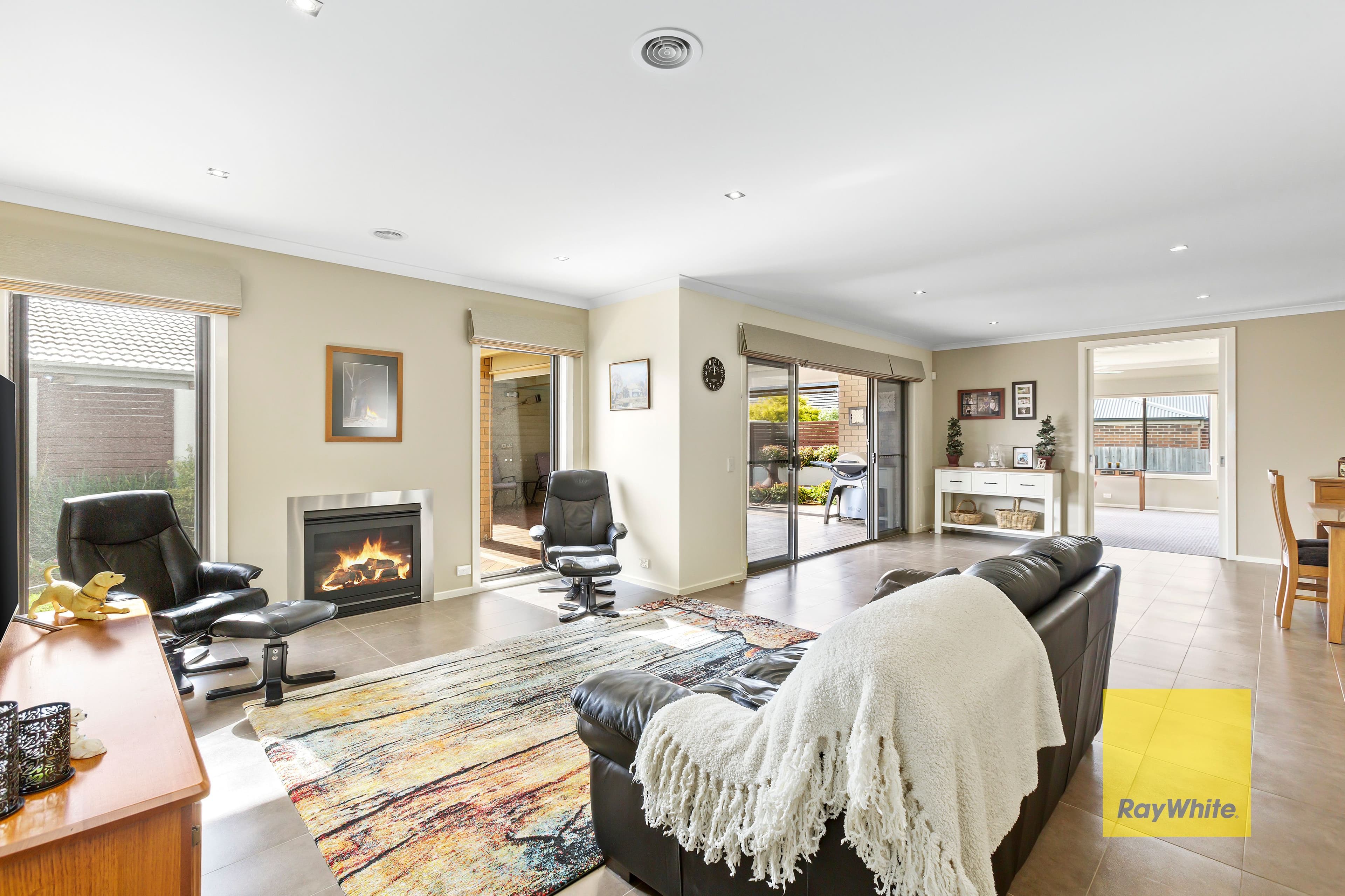 5 Cottonwood Way, Waurn Ponds VIC 3216, Waurn Ponds - Thumbnail 4