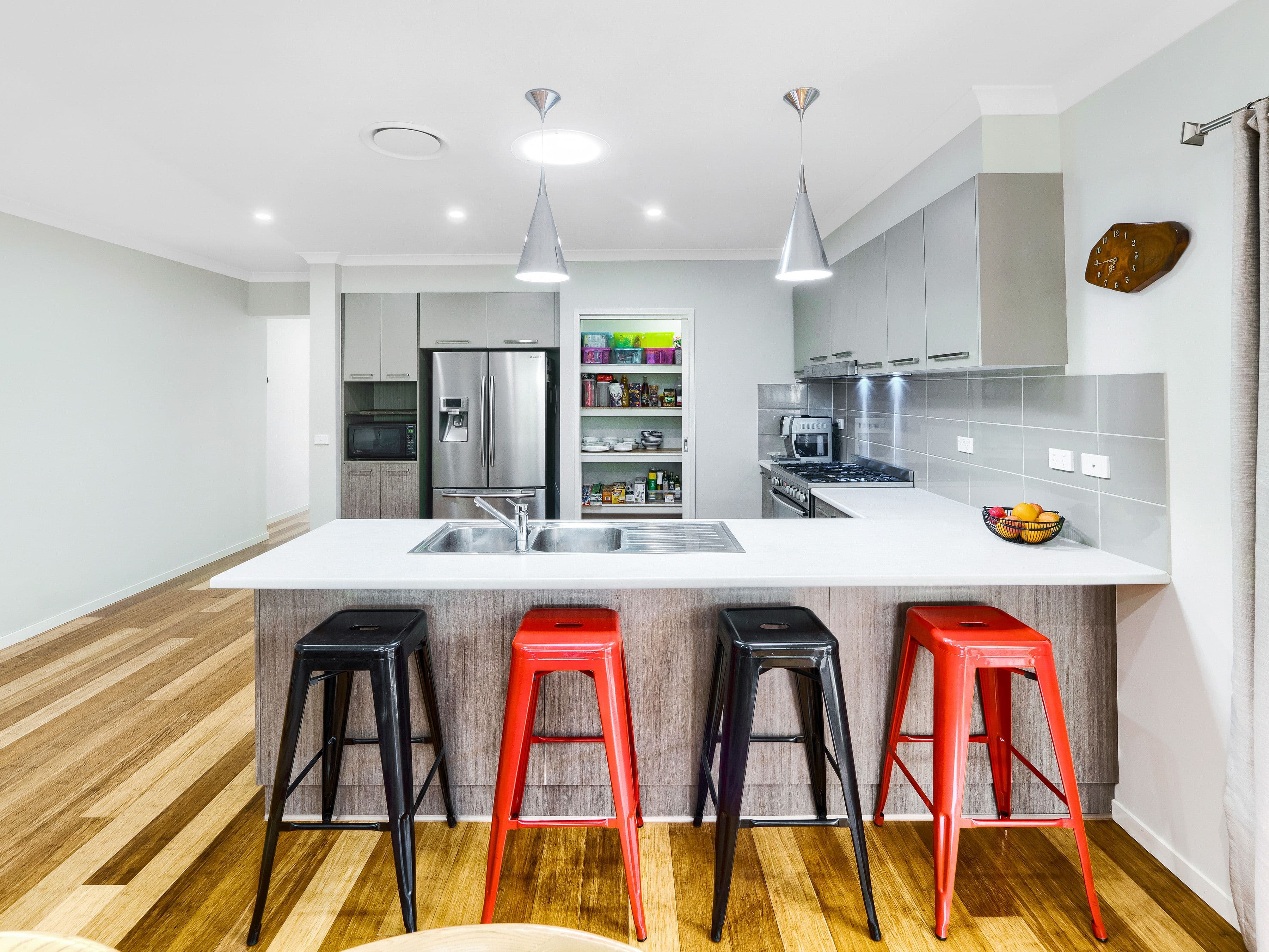 8 Howden Street, Cranbourne East VIC 3977, Cranbourne East - Thumbnail 3