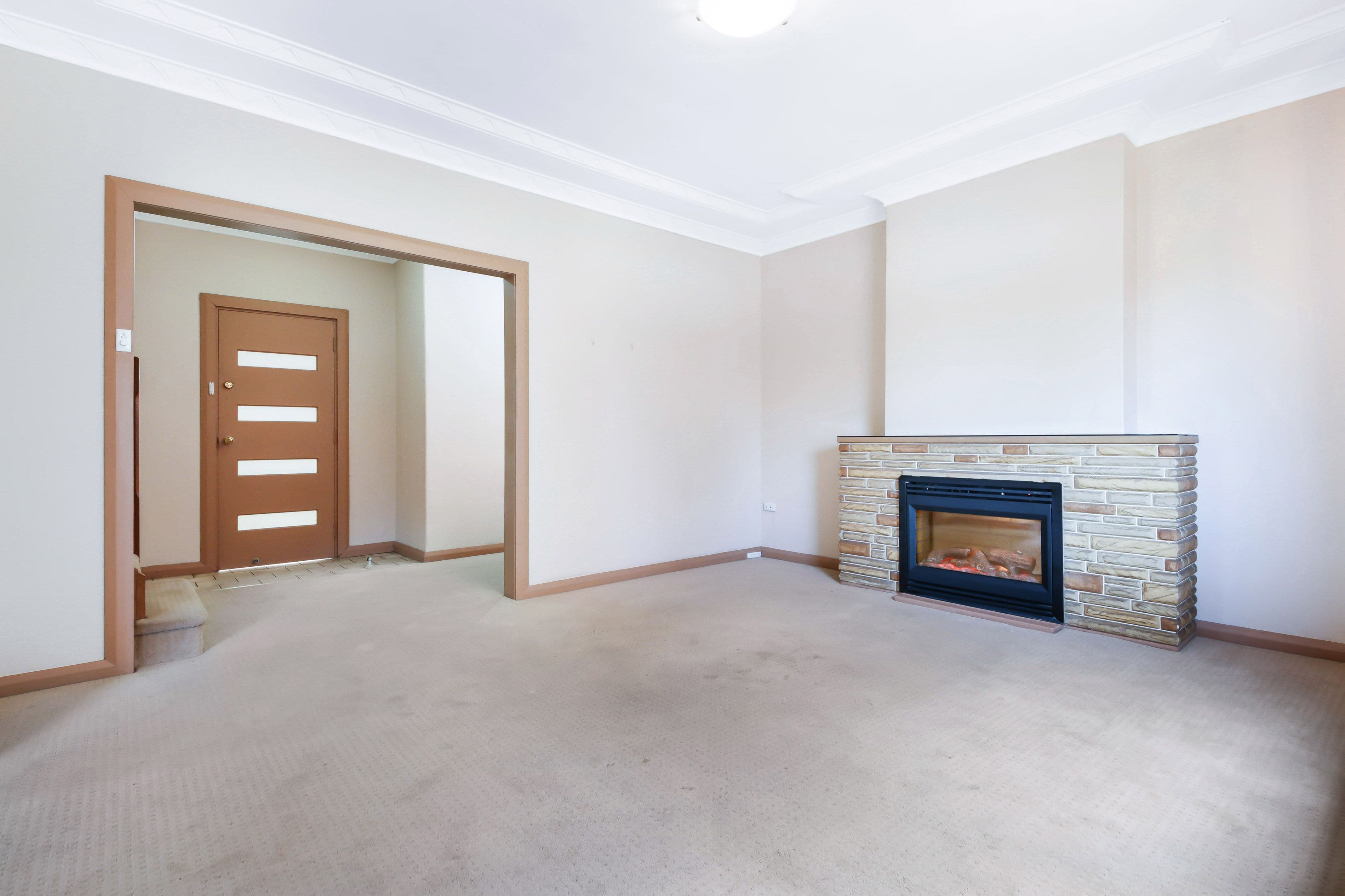 51 Noble Avenue, Mount Lewis - Thumbnail 3