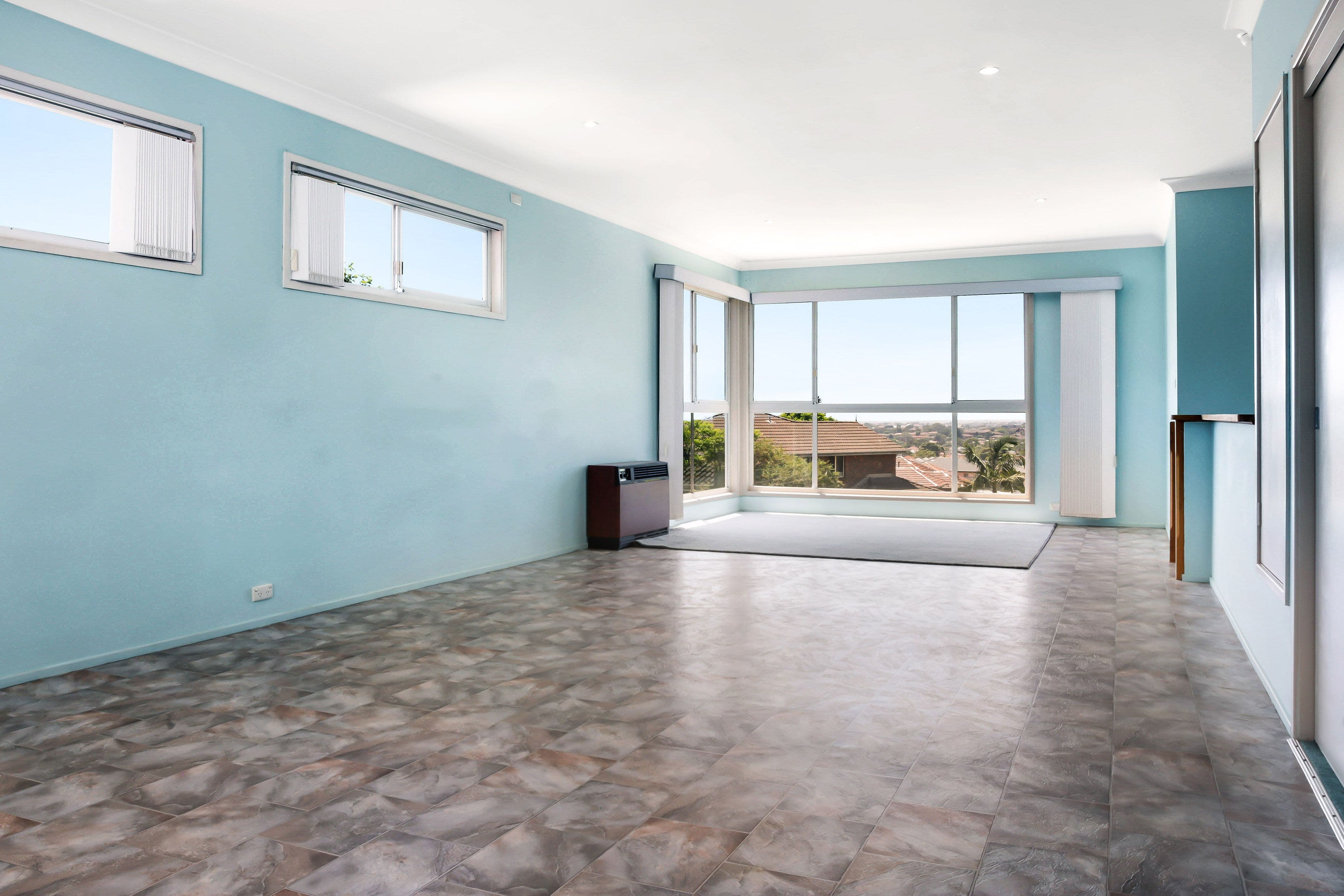 51 Noble Avenue, Mount Lewis - Thumbnail 5