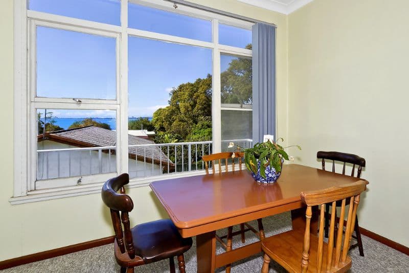 16 Shannon Parade, BERKELEY VALE NSW 2261, Berkeley Vale - Thumbnail 4