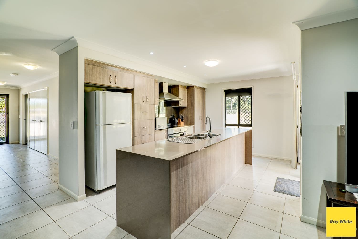 22 Eucalyptus Place, Regency Downs QLD 4341, Regency Downs - Thumbnail 4