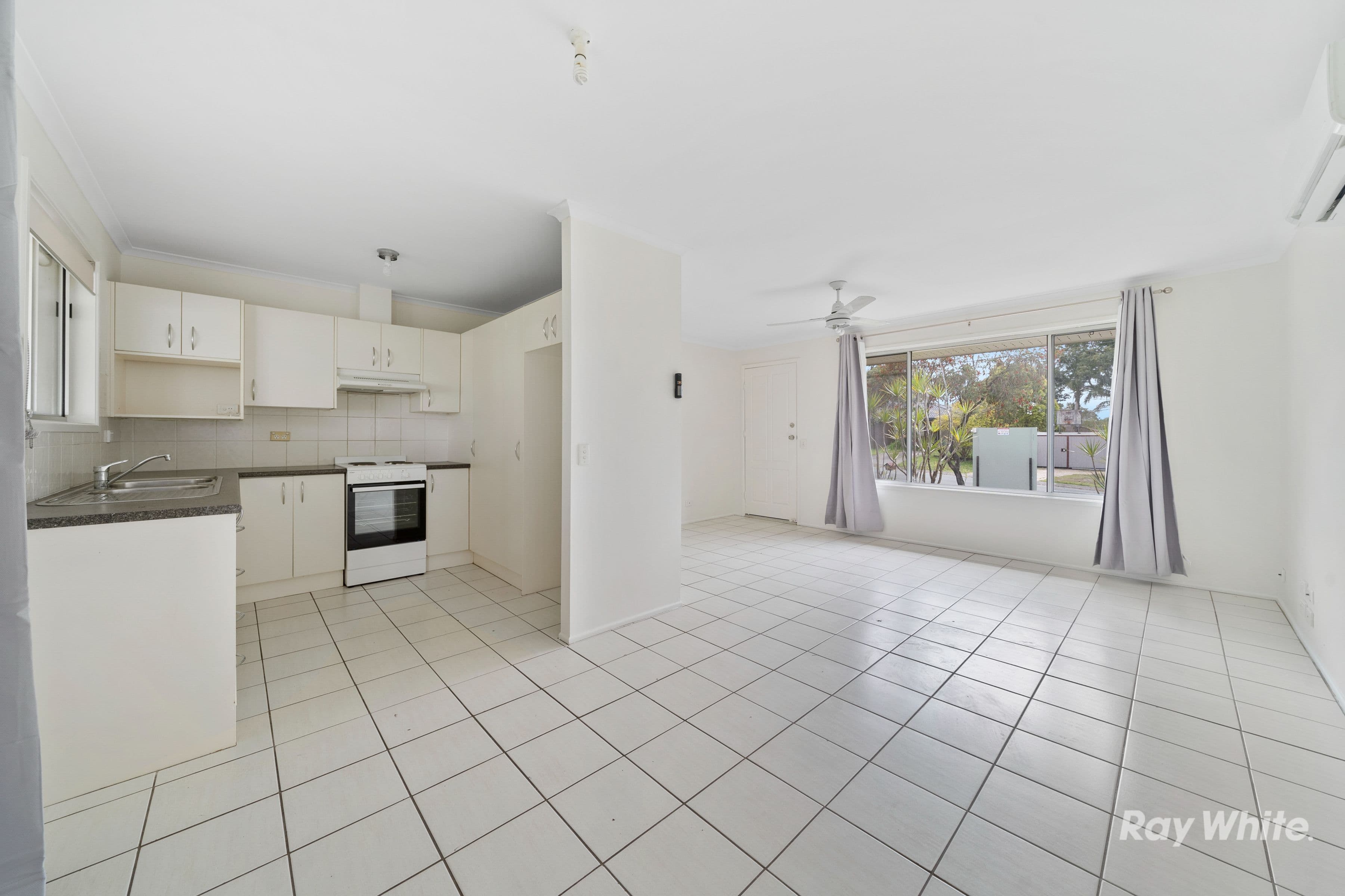 29 Trebeck Street, Browns Plains QLD 4118, Browns Plains - Thumbnail 3