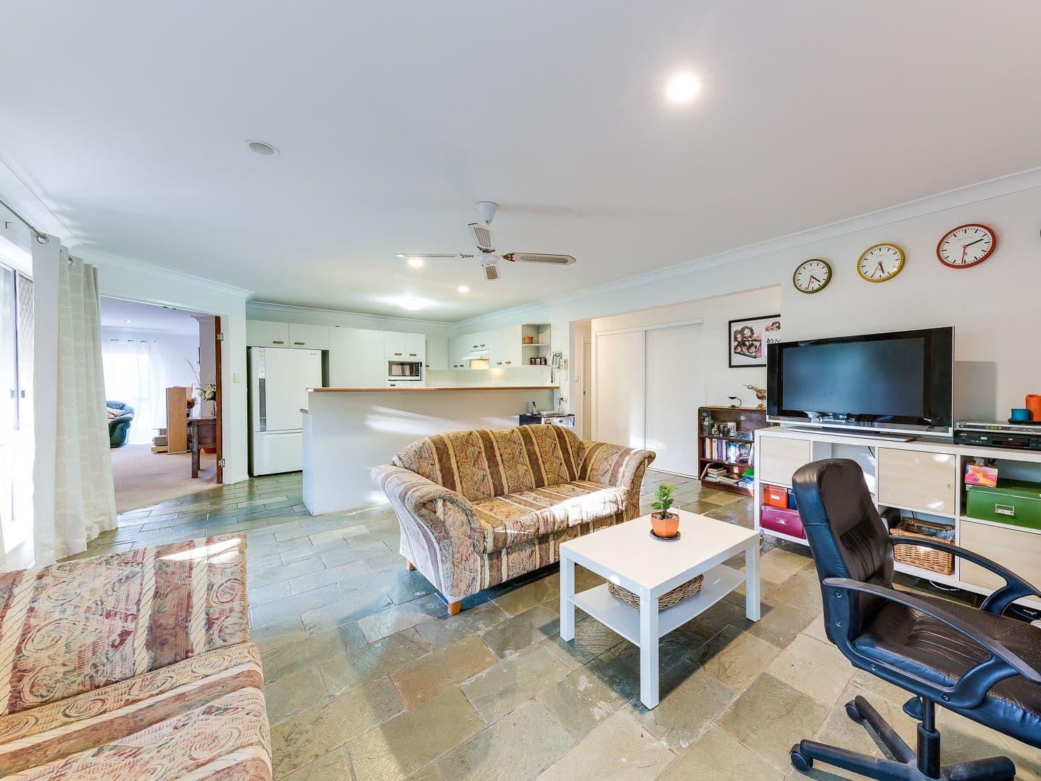 7 Telfer Street, Shailer Park QLD 4128, Shailer Park - Thumbnail 3