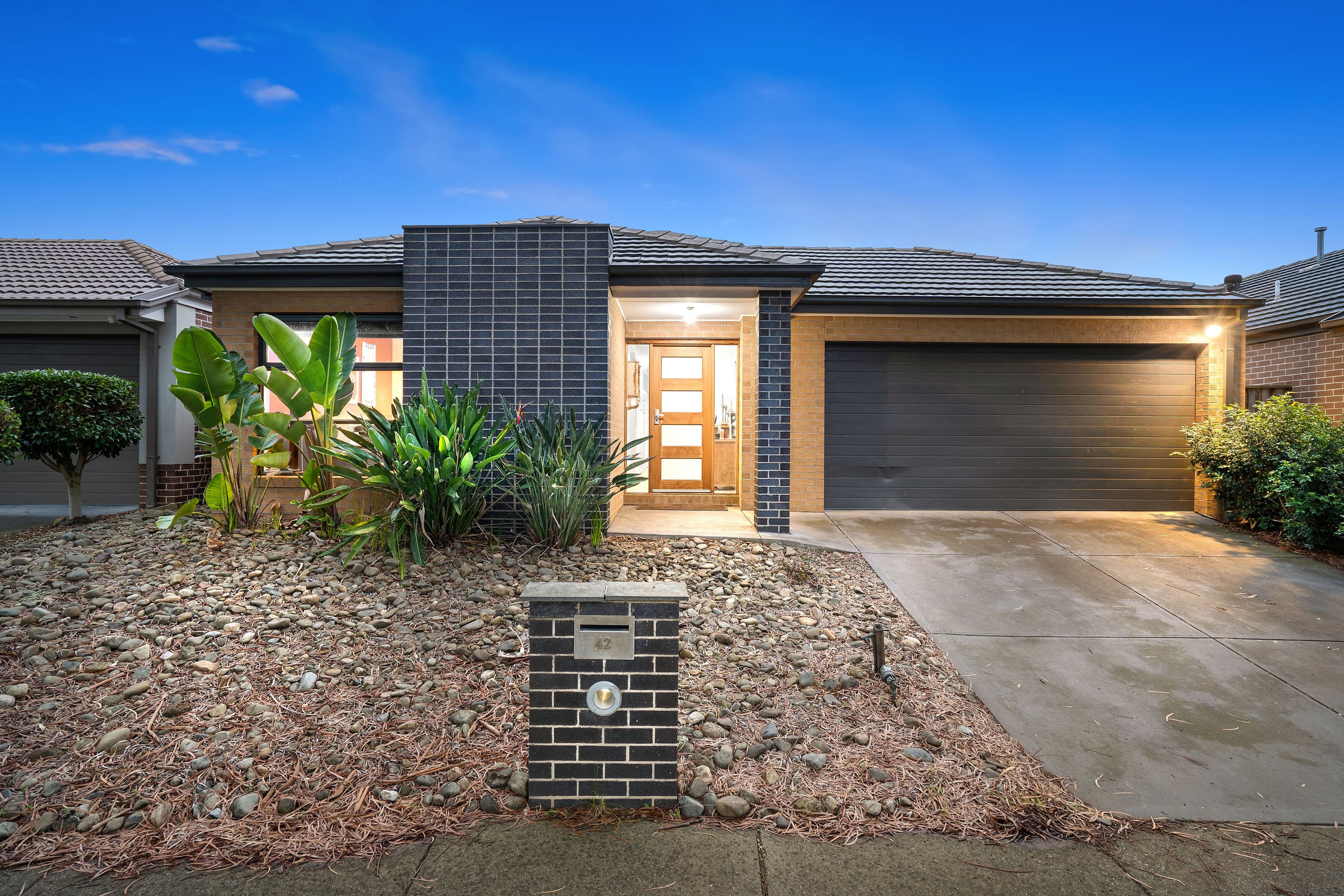 42 Huntingfield Drive, South Morang VIC 3752, South Morang - Image 1
