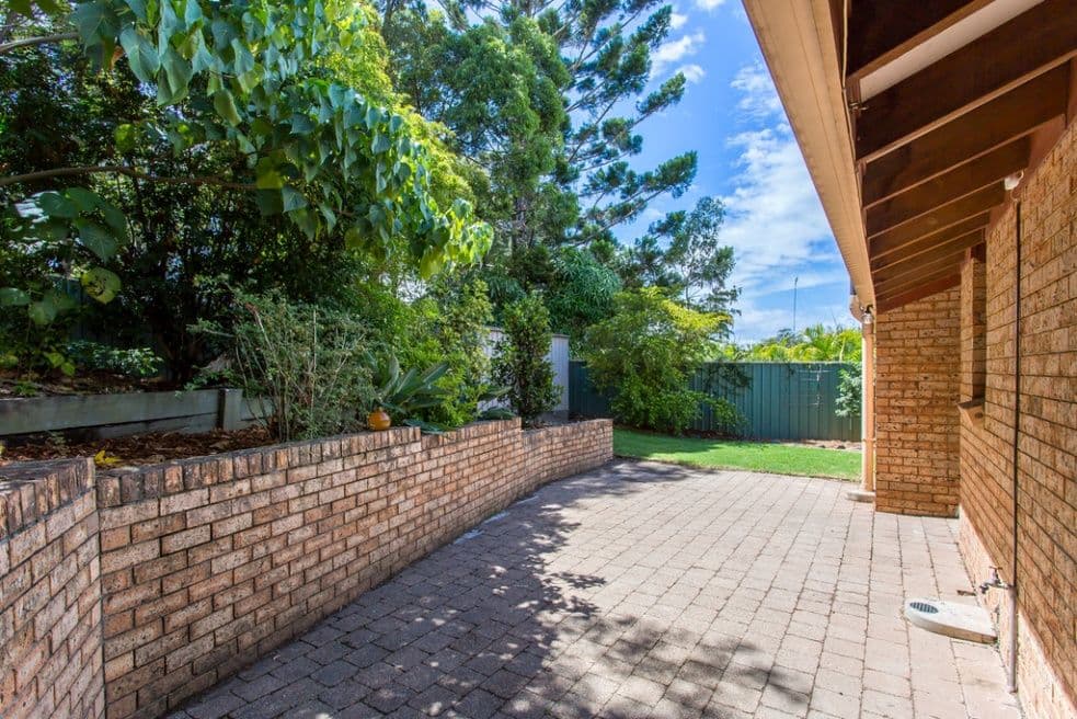 1 Warrawee Avenue, ASHMORE QLD 4214, Ashmore - Thumbnail 4