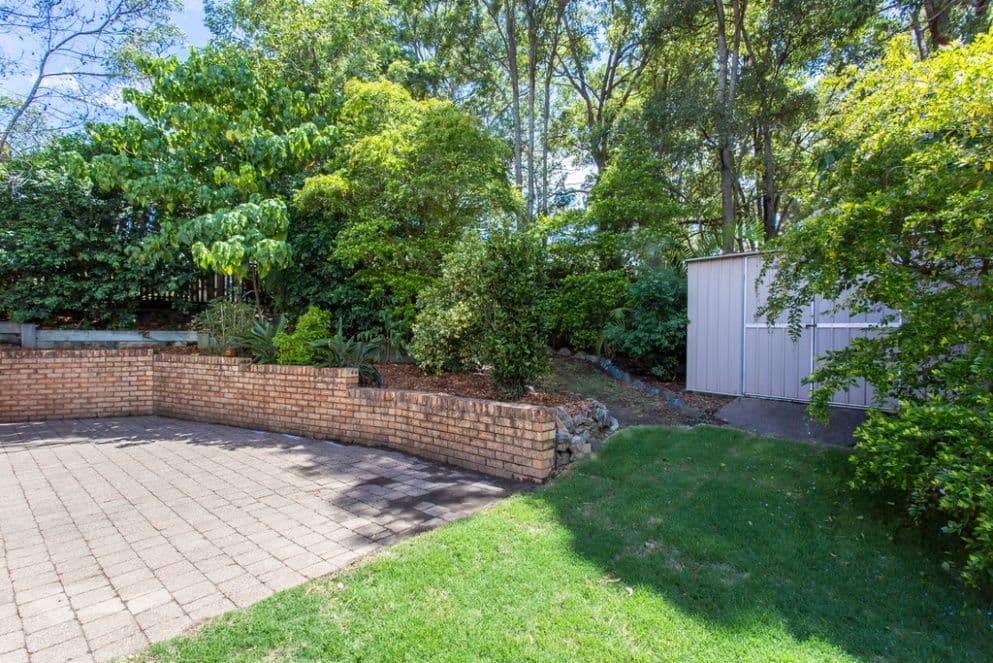 1 Warrawee Avenue, ASHMORE QLD 4214, Ashmore - Thumbnail 5