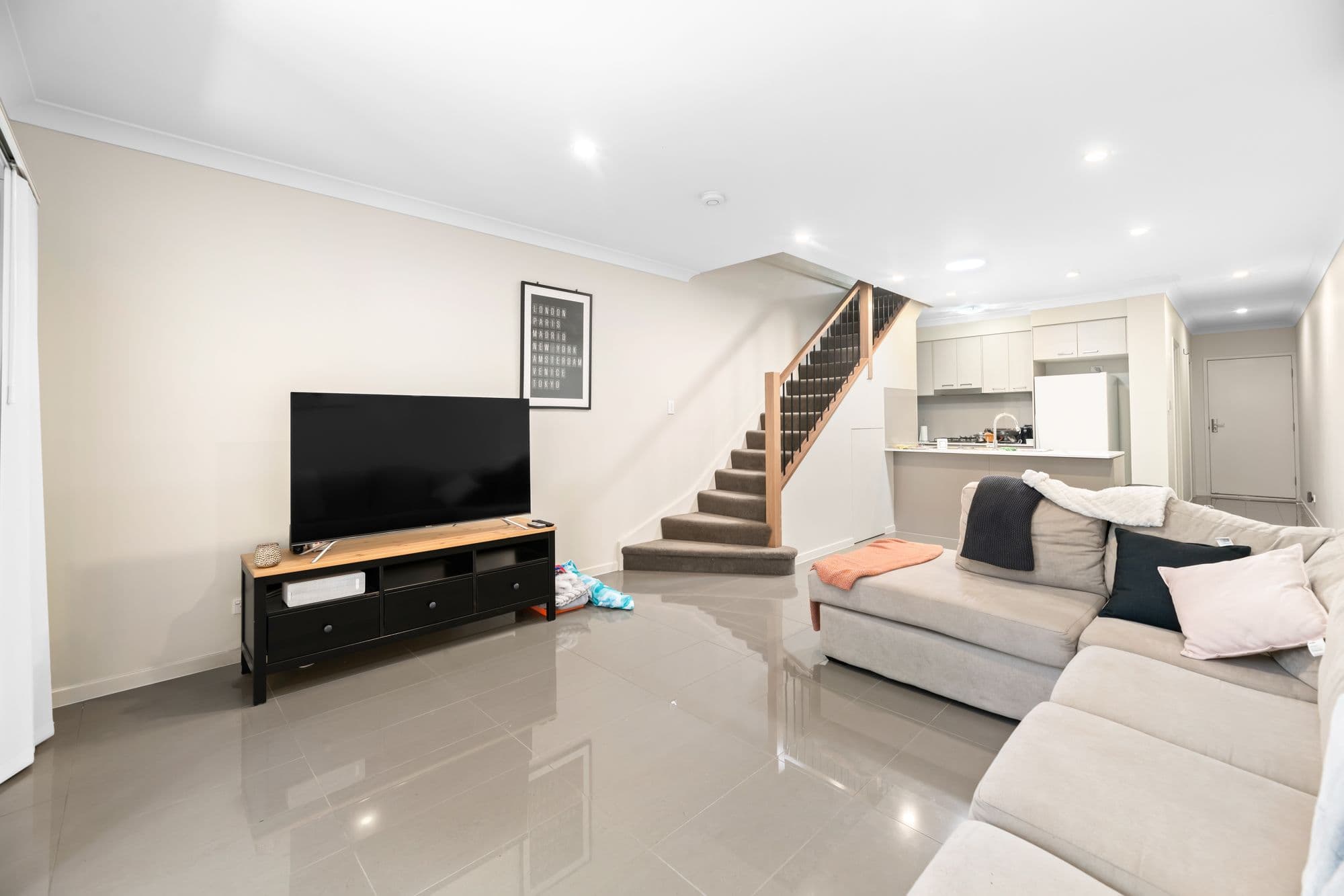 18 Whitley Street, Mount Gravatt QLD 4122, Mount Gravatt East - Thumbnail 4