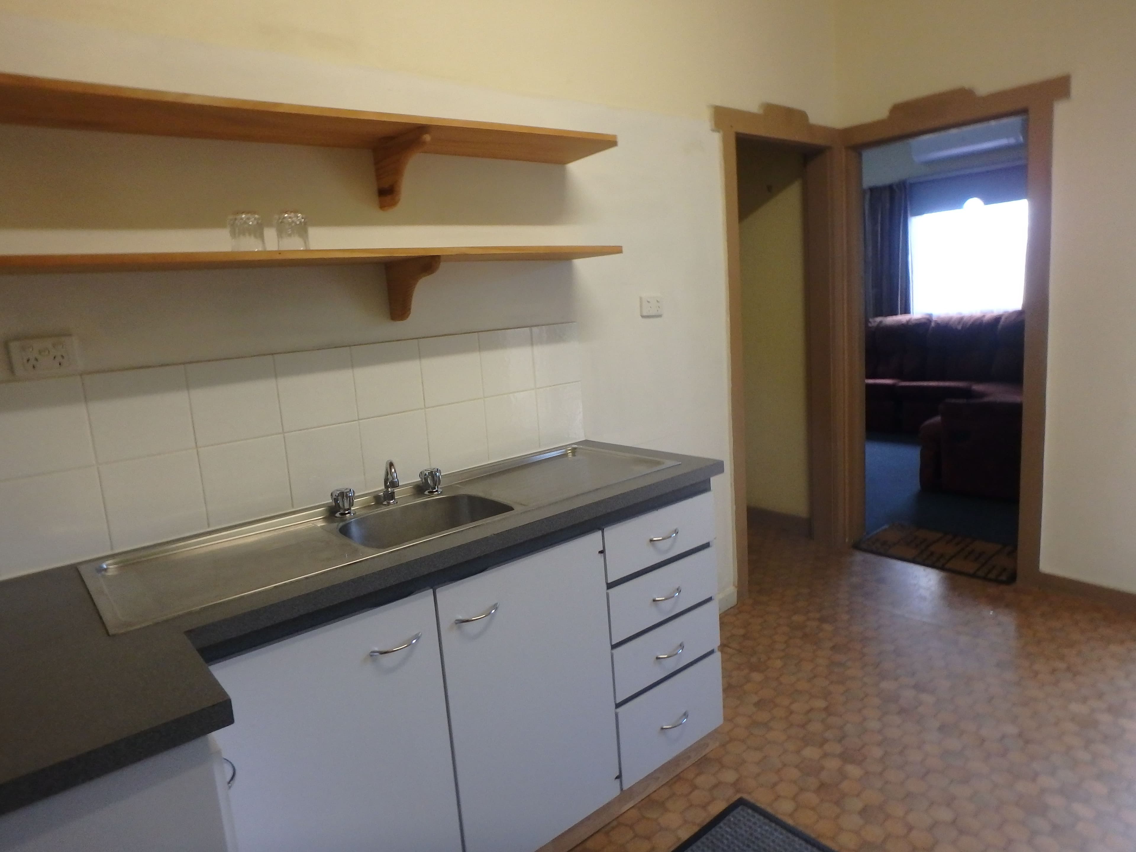 10 Shenton Street, Geraldton WA 6530, Geraldton - Thumbnail 8