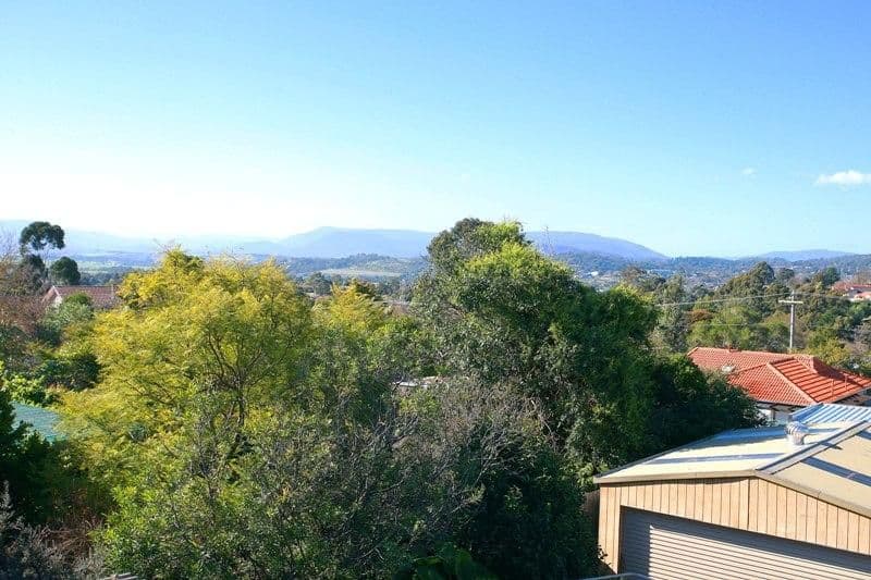 50 Parkvalley Drive, CHIRNSIDE PARK VIC 3116, Chirnside Park - Thumbnail 3