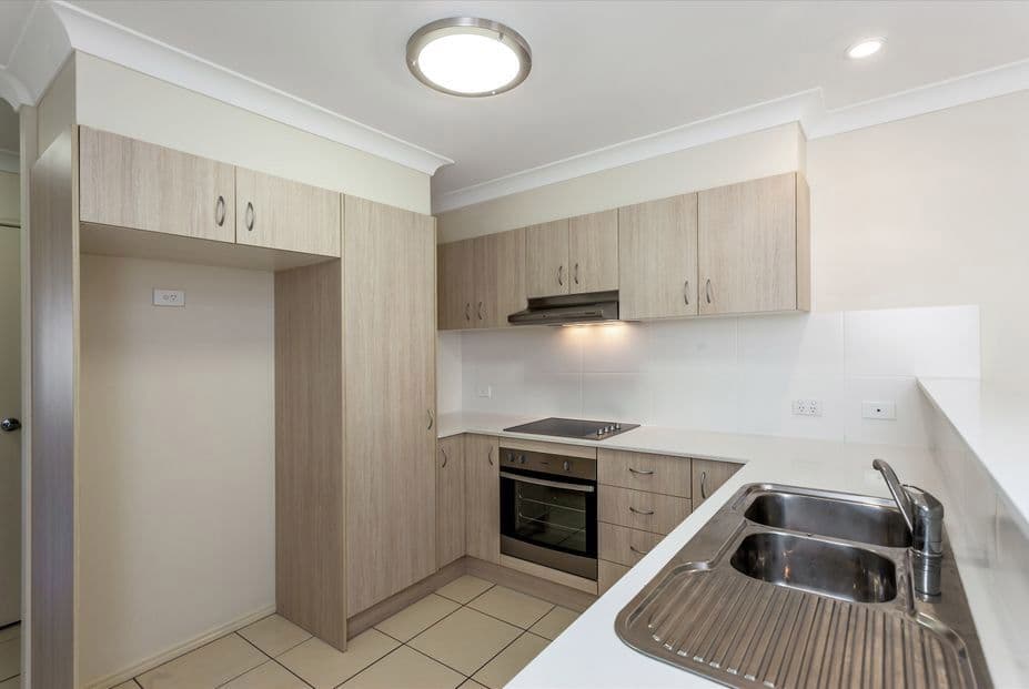 4-6 Costello Street, Harlaxton QLD 4350, Harlaxton - Thumbnail 2