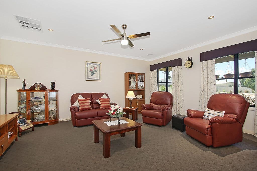 13 Champagne Crescent, Yarrawonga VIC 3730, Yarrawonga - Thumbnail 3