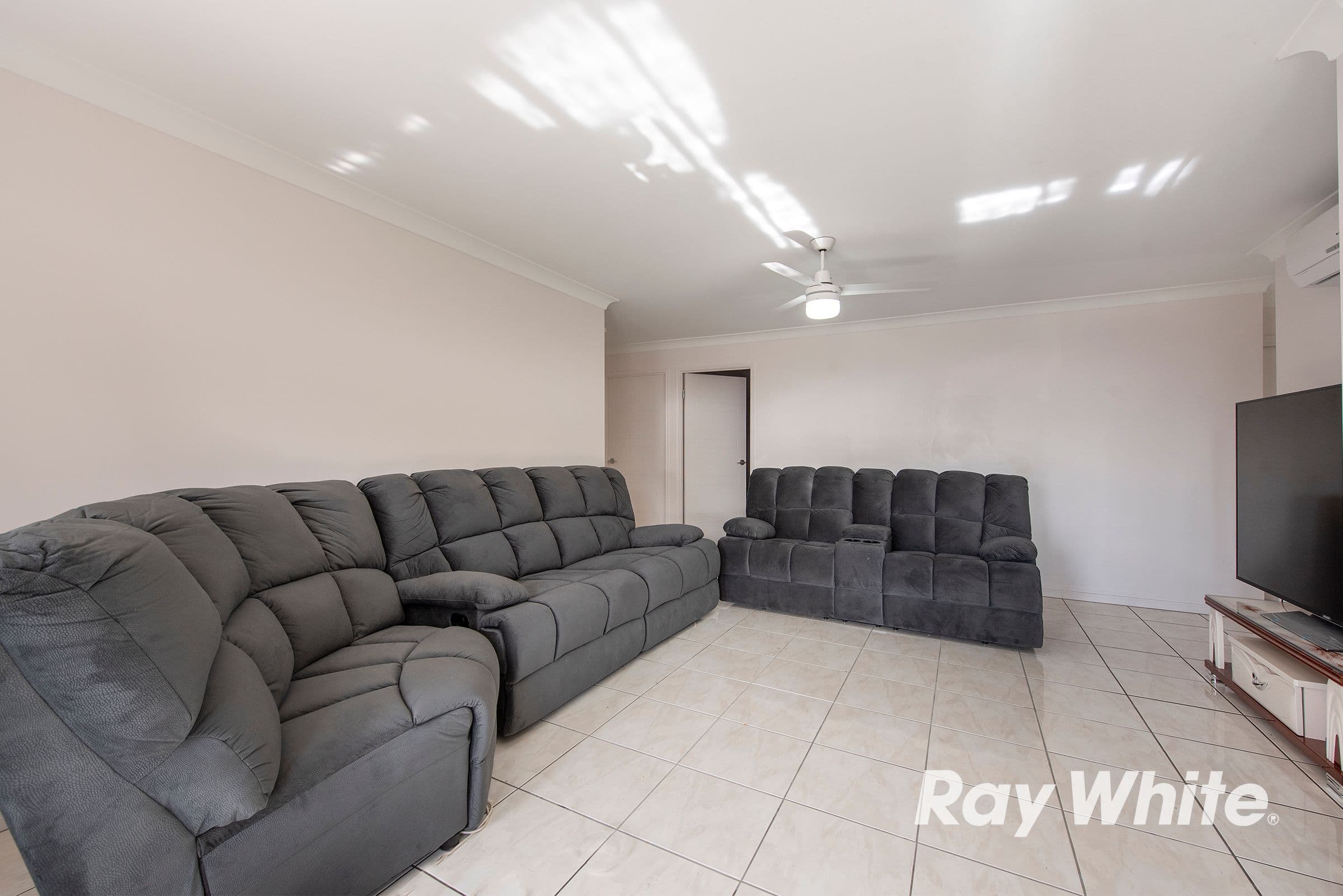 41 Kerry Street, Marsden QLD 4132, Marsden - Thumbnail 3